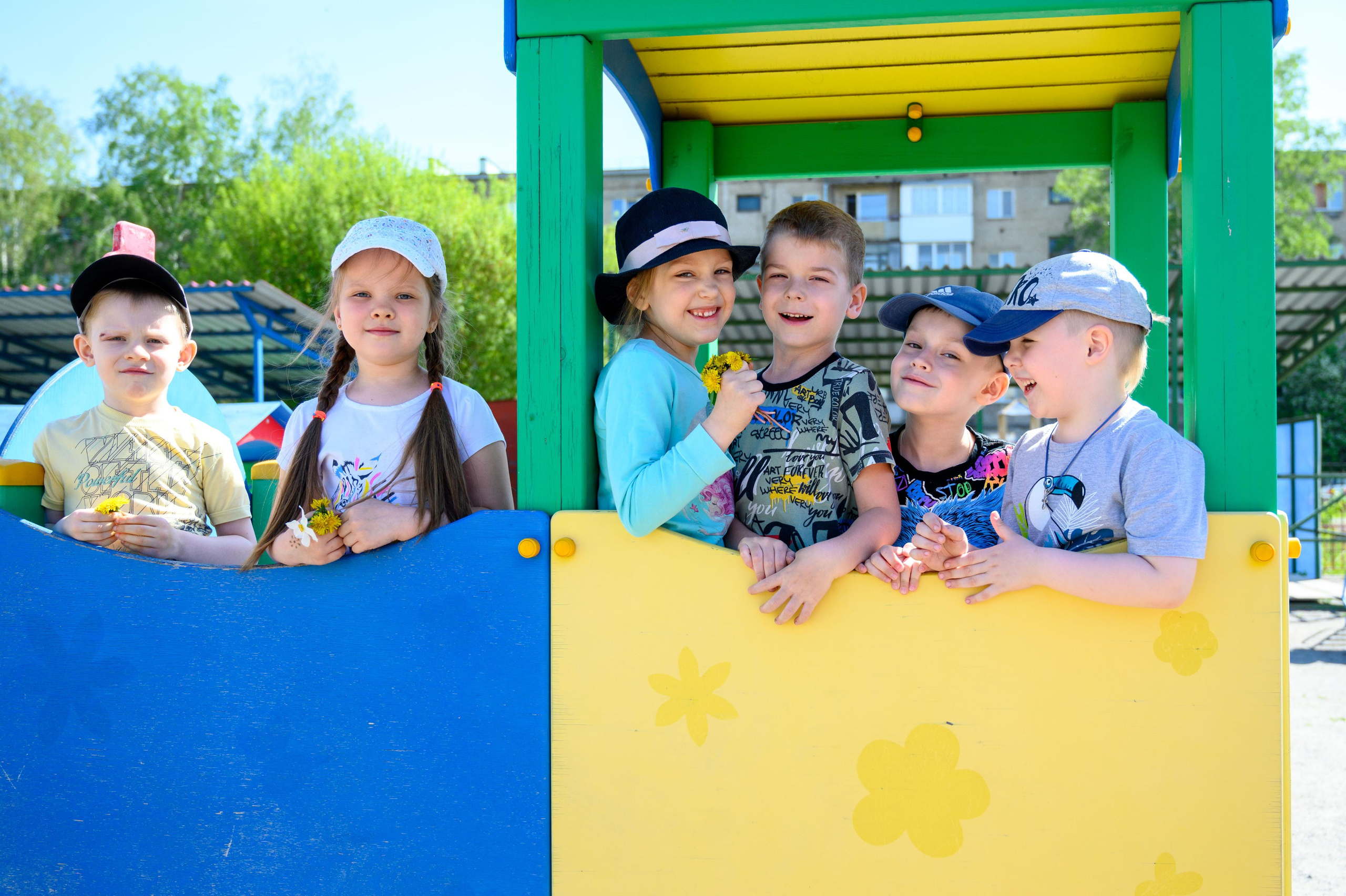 Детские сады. Выпускные альбомы Новосибирск