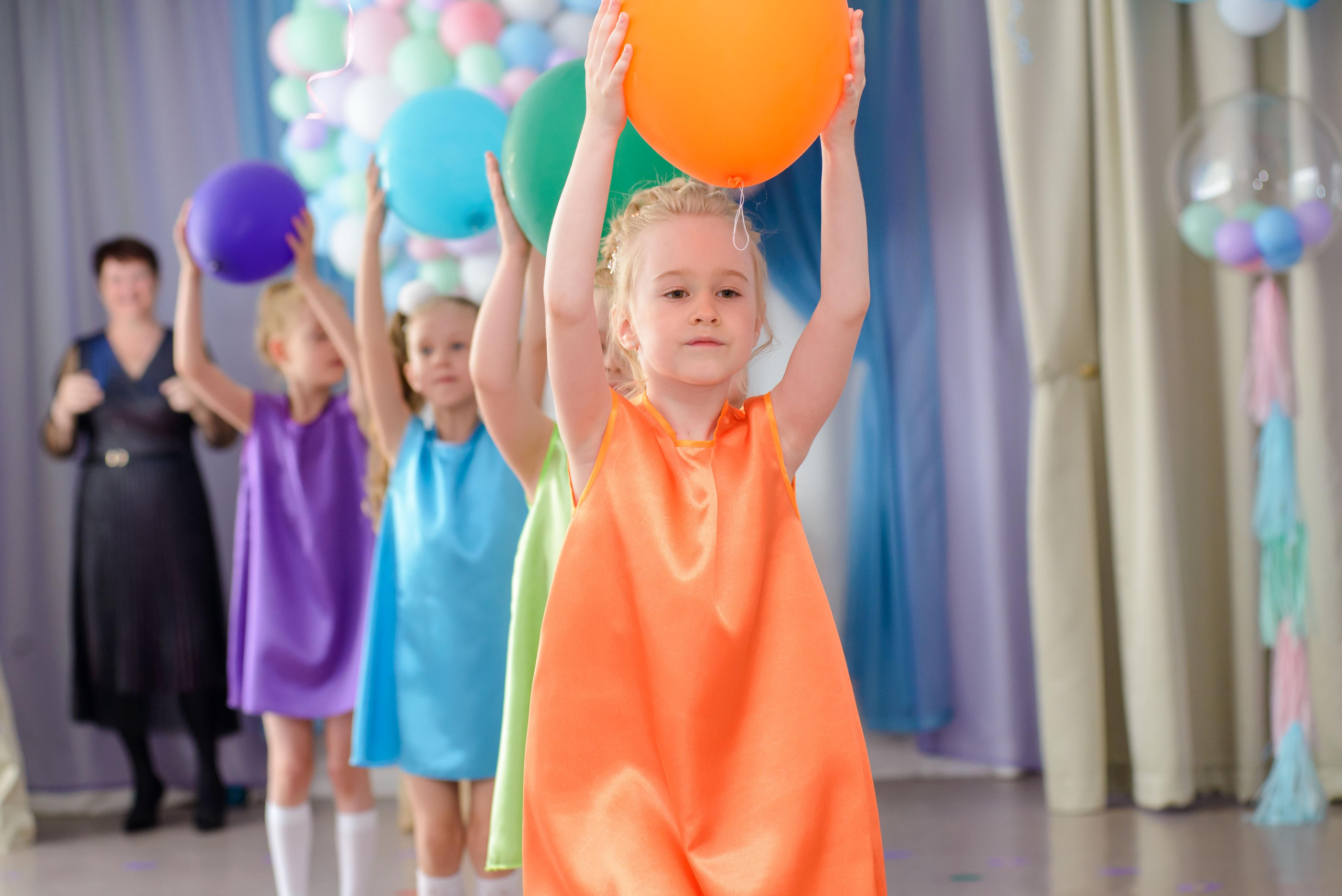 Утренники. Выпускные альбомы Новосибирск