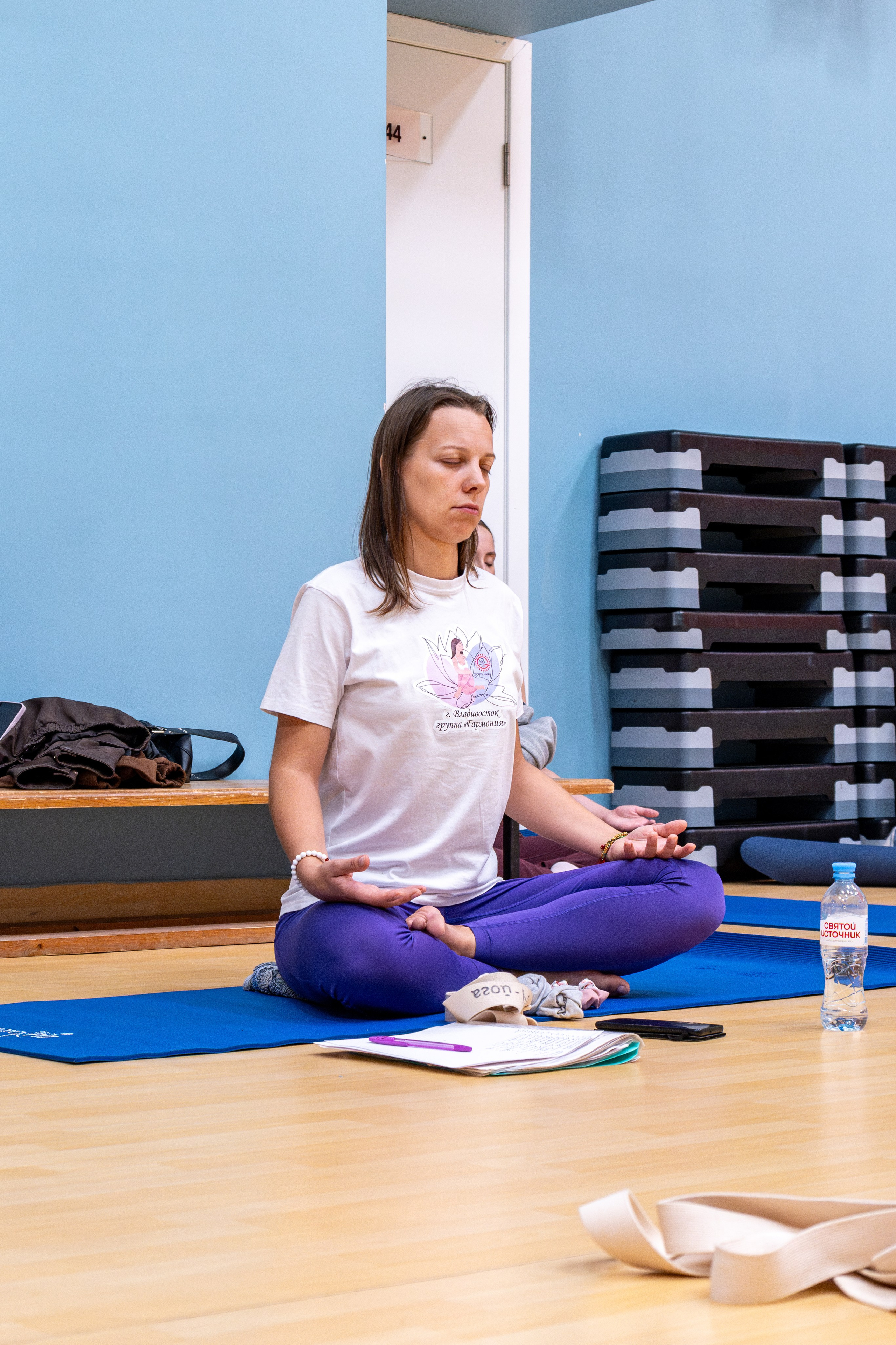 Открытое занятие по йоге. Репортажный и портретный фотограф во Владивостоке Денис Седов