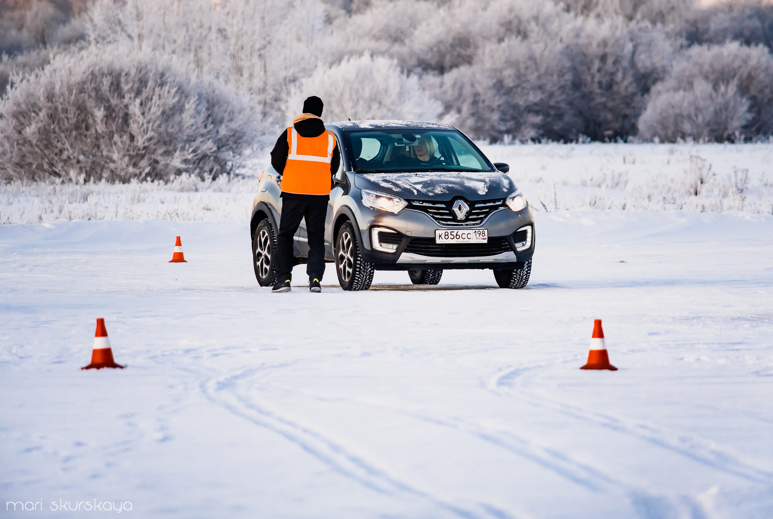 Контраварийная практика вождения автомобиля. Мотофотограф в Санкт-Петербурге Мария Скурская