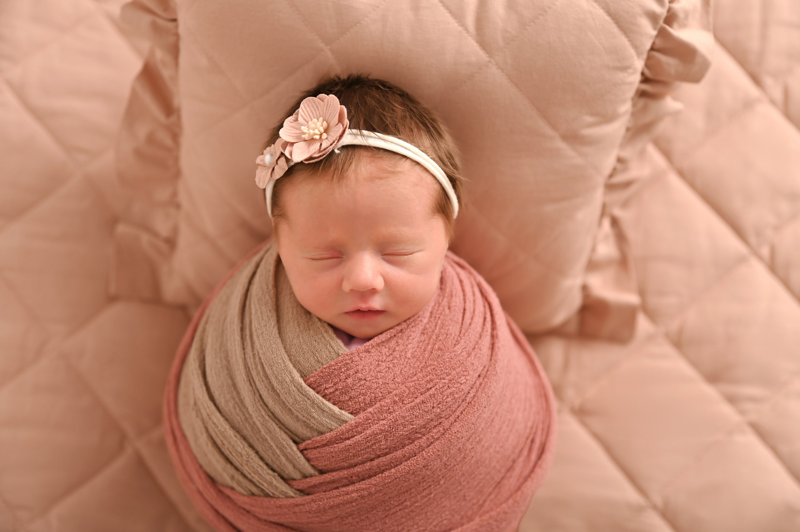 Ньюборн для Карины 14 дней. Фотограф Новорожденных и семейный Элла Огай г. Сатпаев