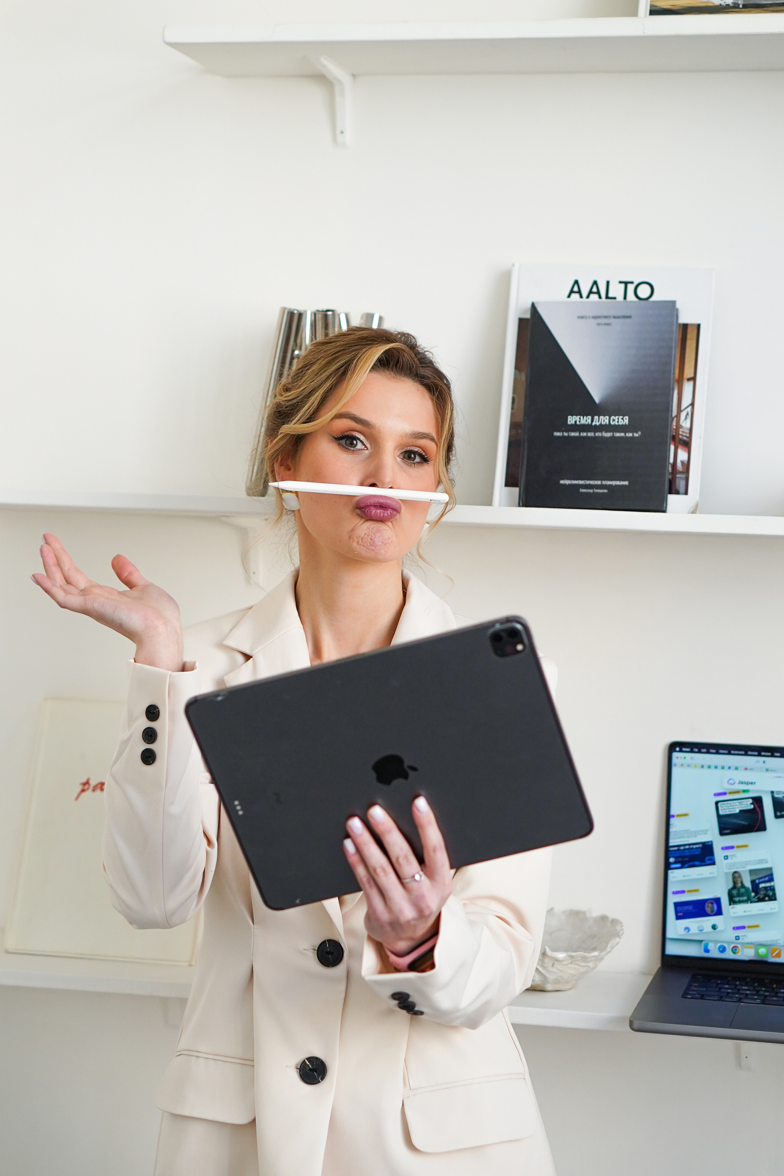 Контент для продакт менеджера Юлии. Контент фотограф Санкт-Петербург Богодухова Лариса