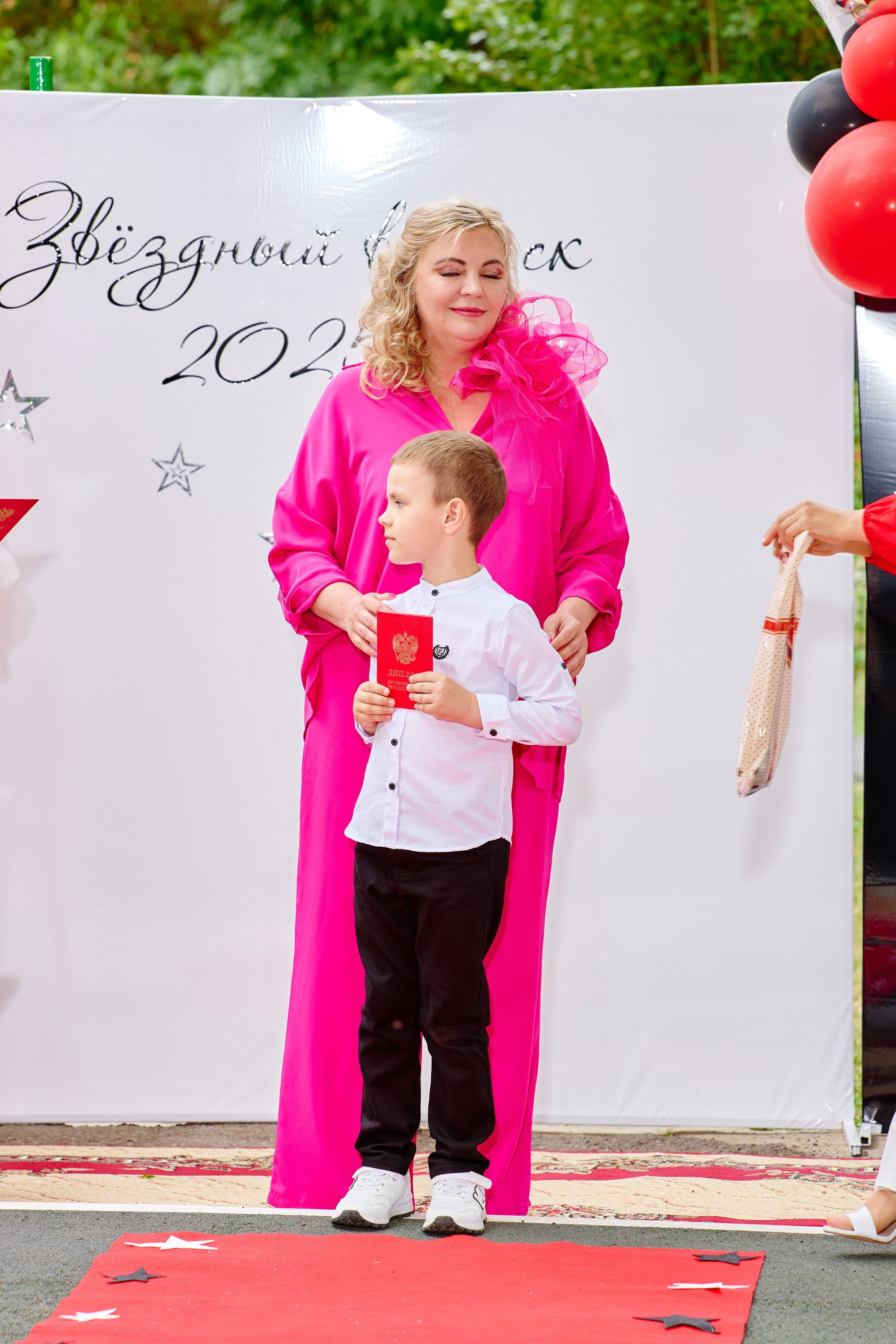 Выпускной 45 сад. Фотограф Выпускные альбомы Таганрог Сергей Коробченко