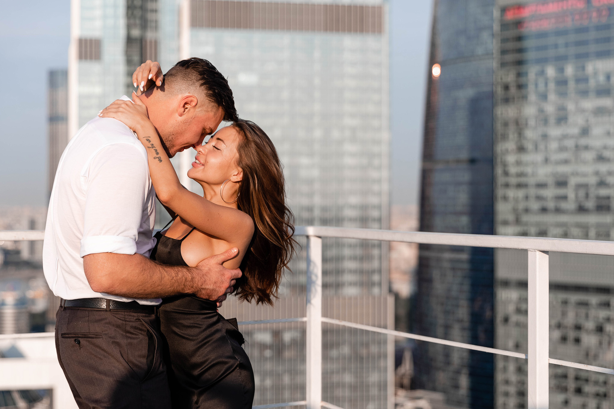 Романтическая фотопрогулка для Ксении и Андрея. Профессиональный фотограф в Москве Оксана Богданец