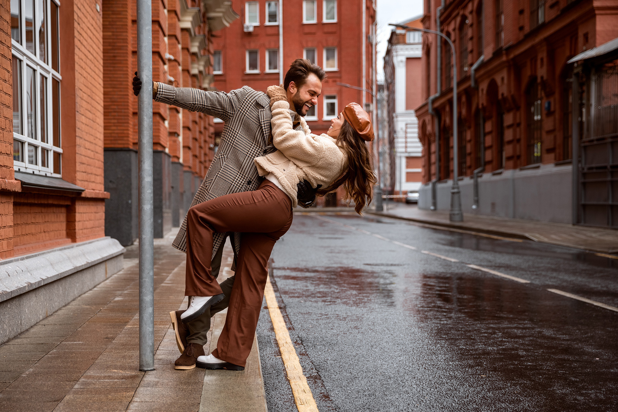 Фотопрогулка для Ивана и Анастасии. Профессиональный фотограф в Москве Оксана Богданец