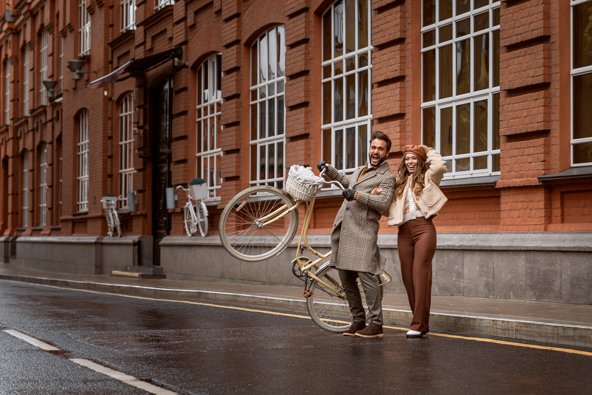 Фотопрогулка для Ивана и Анастасии. Профессиональный фотограф в Москве Оксана Богданец