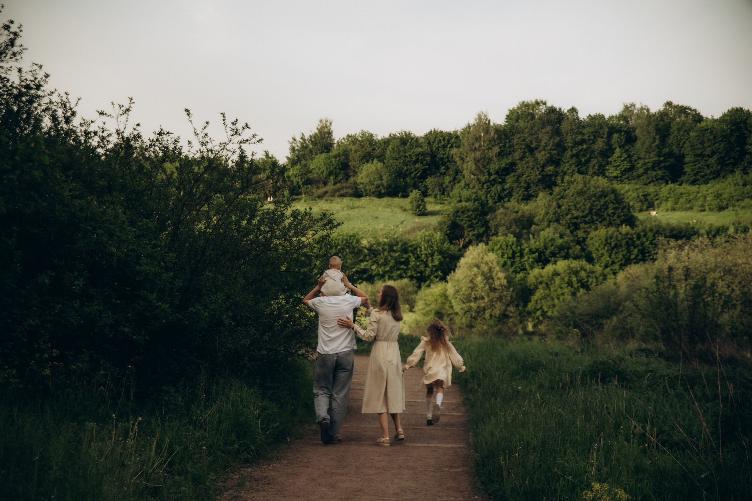 Теплым майским вечером. Гаврилова Настя семейный фотограф lifestyle в Москве