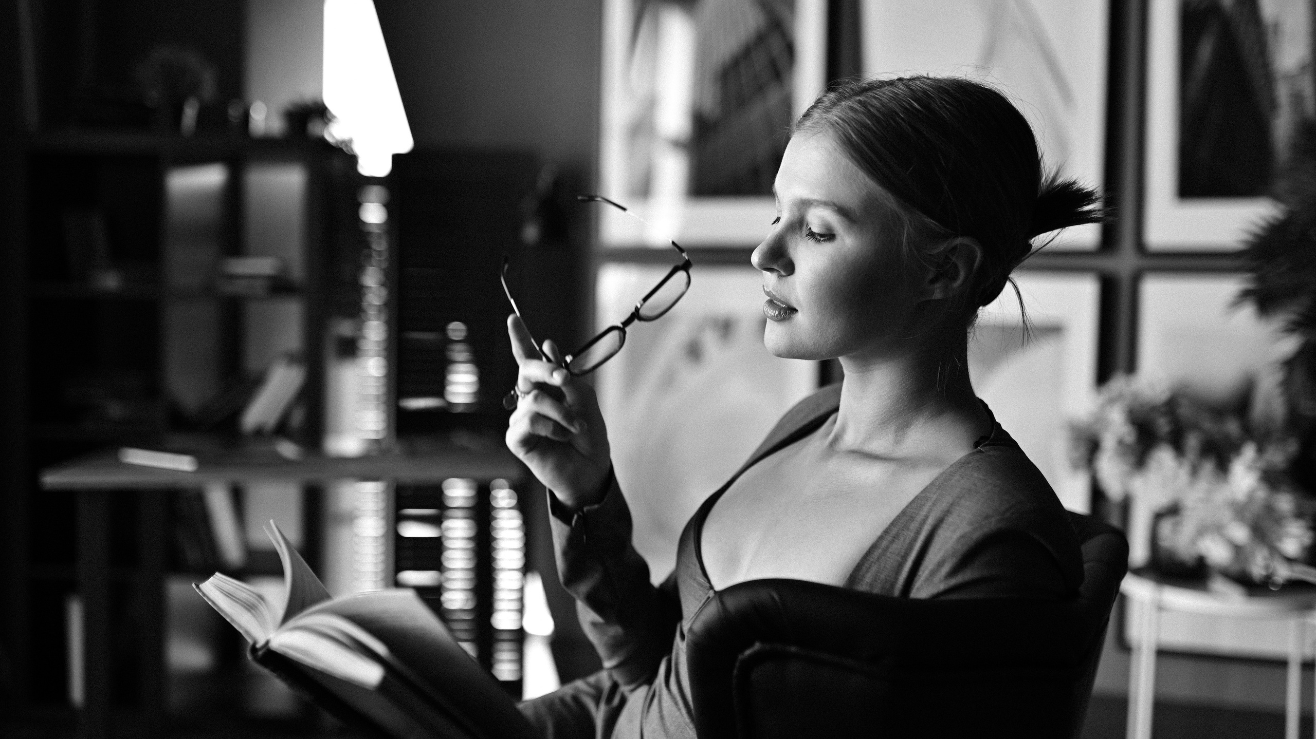 Level 1 — Monochrome boudoir