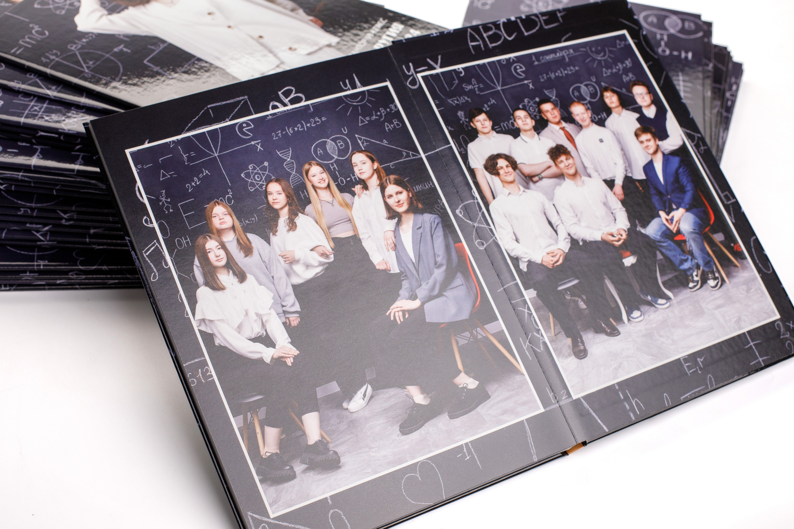 Выпускные фотоальбомы. Фотоателье и полиграфия | Красивые фотосессии, сувениры с фото | Ремонт смартфонов, ноутбуков и техники в Коломне Zinovyev Team