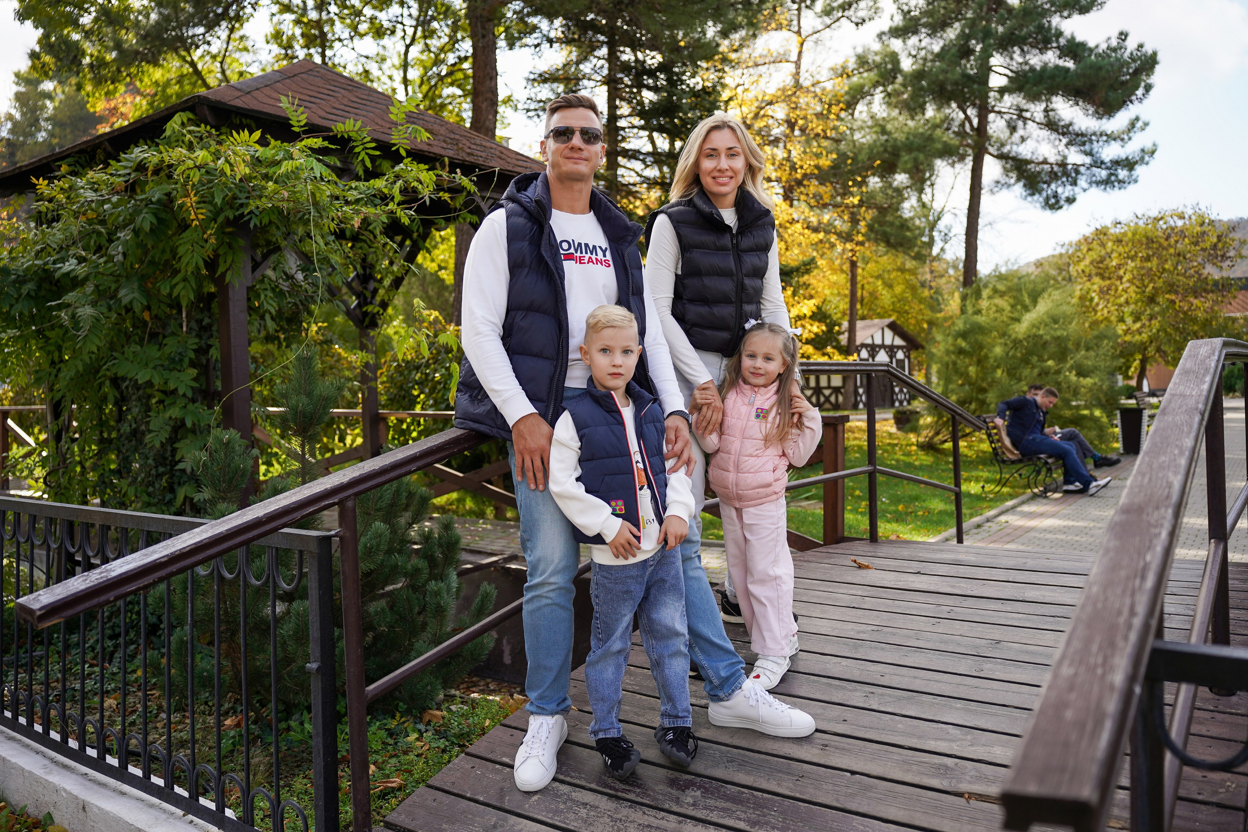 Семейная фотосессия в Абрау-Дюрсо. Фотограф Новороссийск | Геленджик и ЮФО Эльвина Ясинская