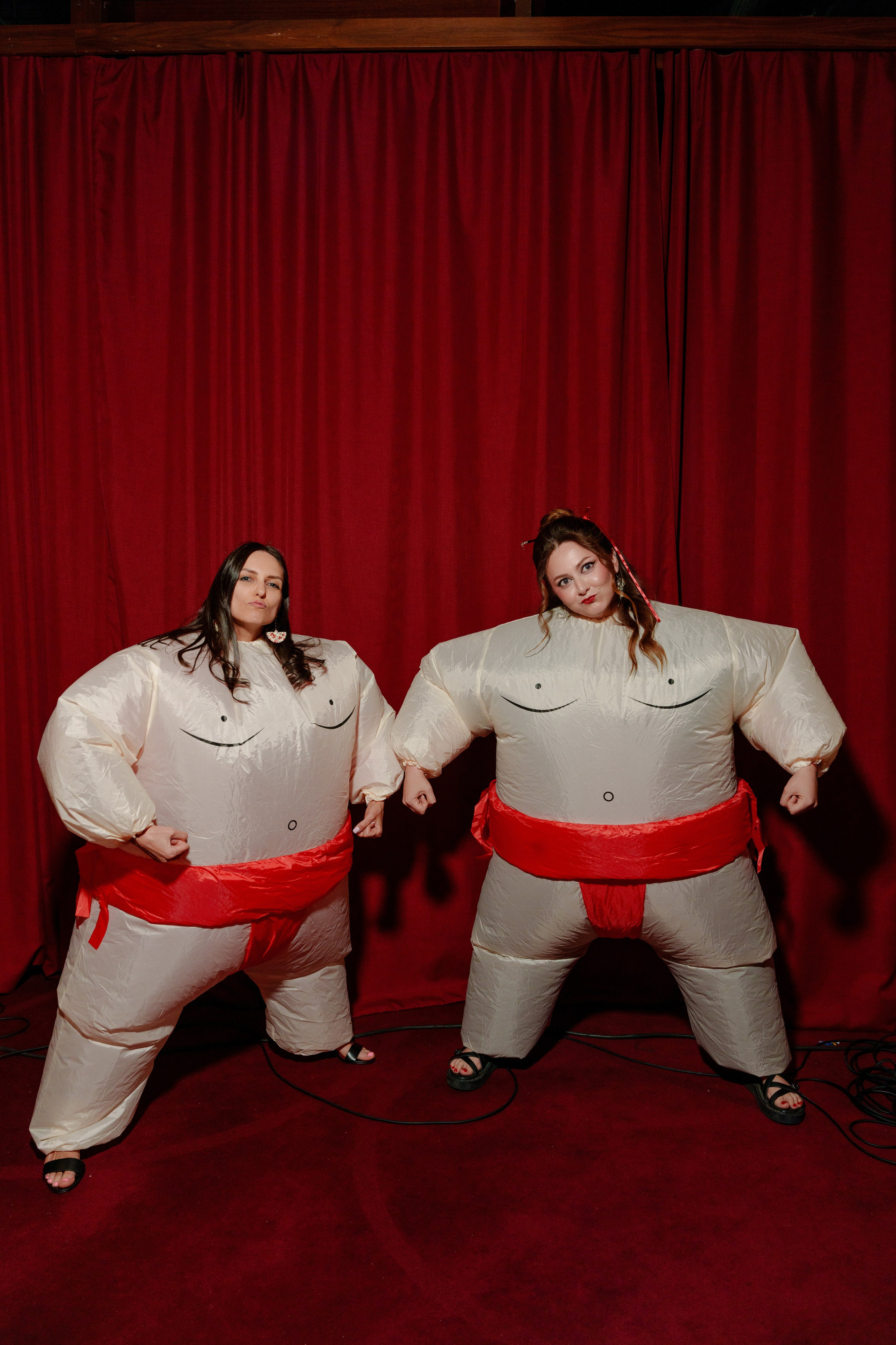 Репортажный фотограф на день рождения в ресторане KAI. Репортажный фотограф Москва Сергей Дружинин