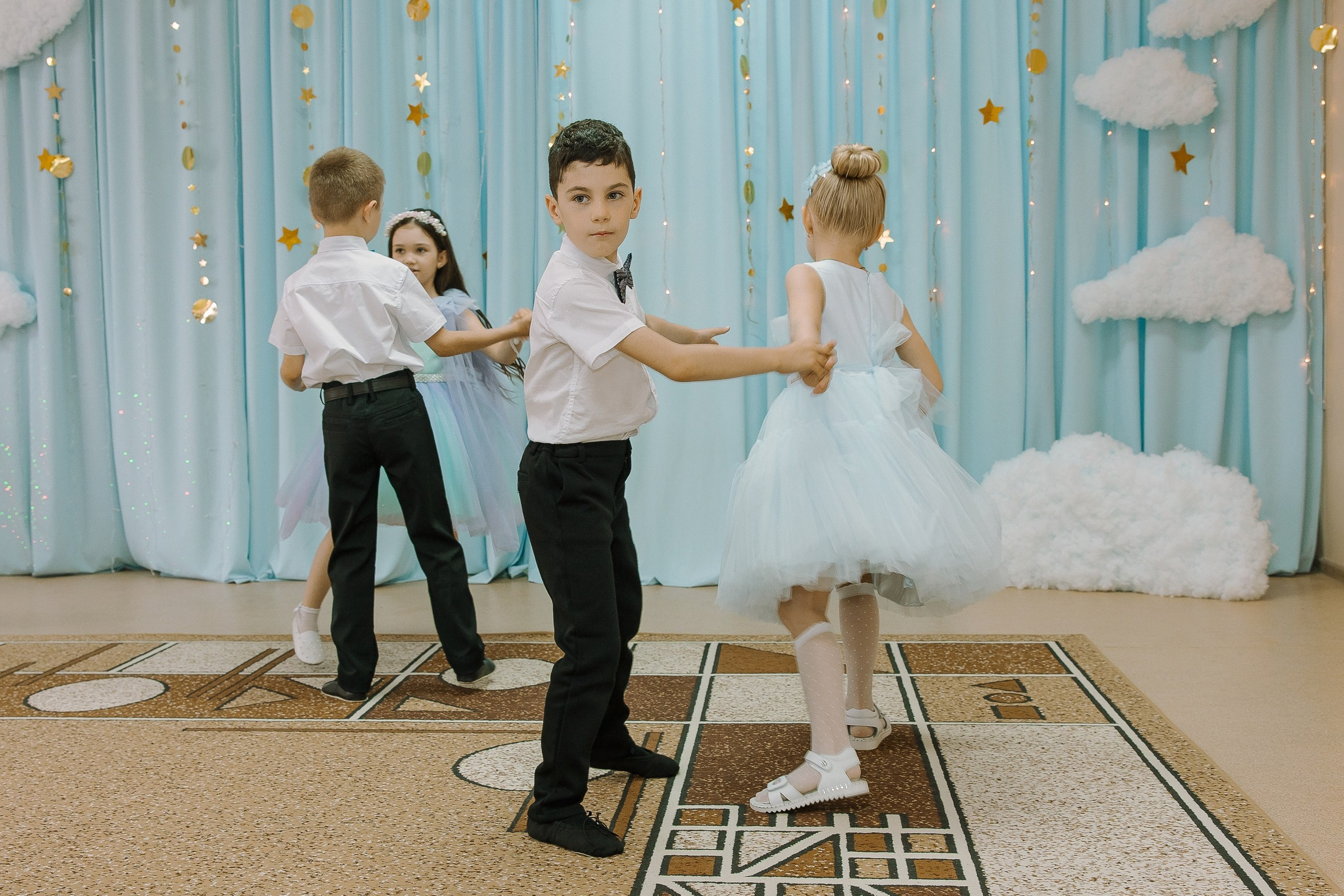 Выпускной в ДС -29. Выпускные альбомы Натальи Бутко: Новороссийск, Анапа, Геленджик