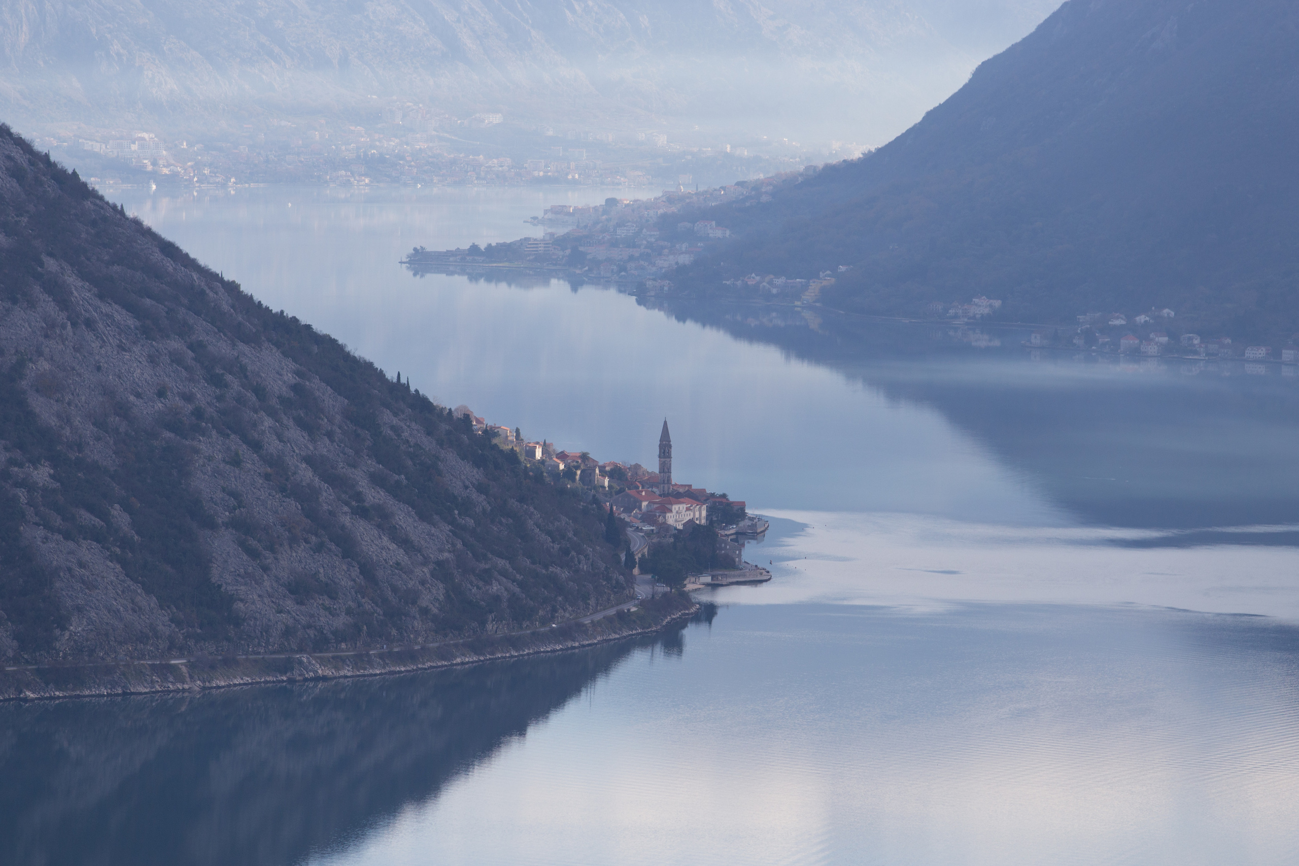 Wall. Photographs by Tigran Khudaverdyan