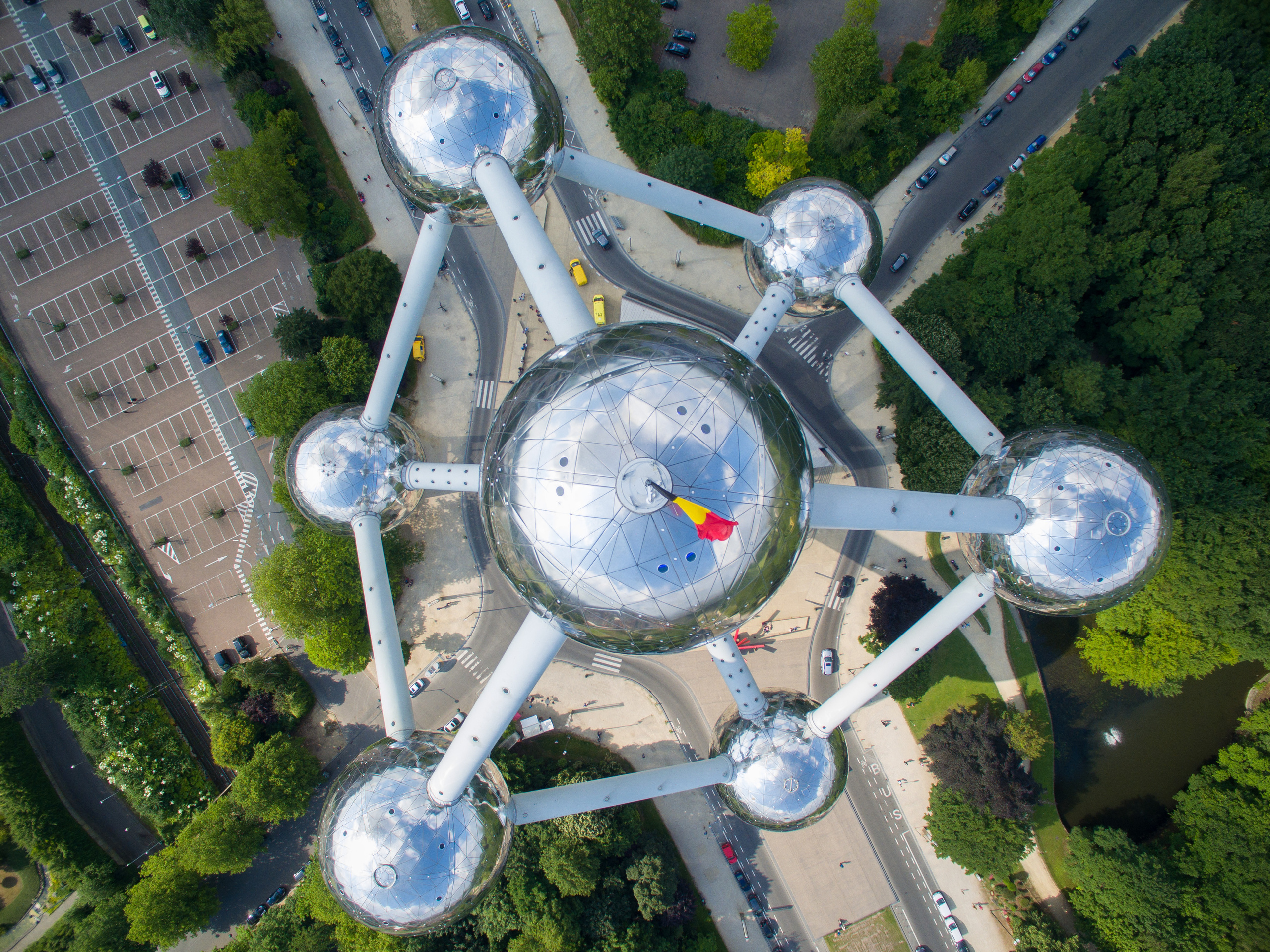 Wall. Photographs by Tigran Khudaverdyan