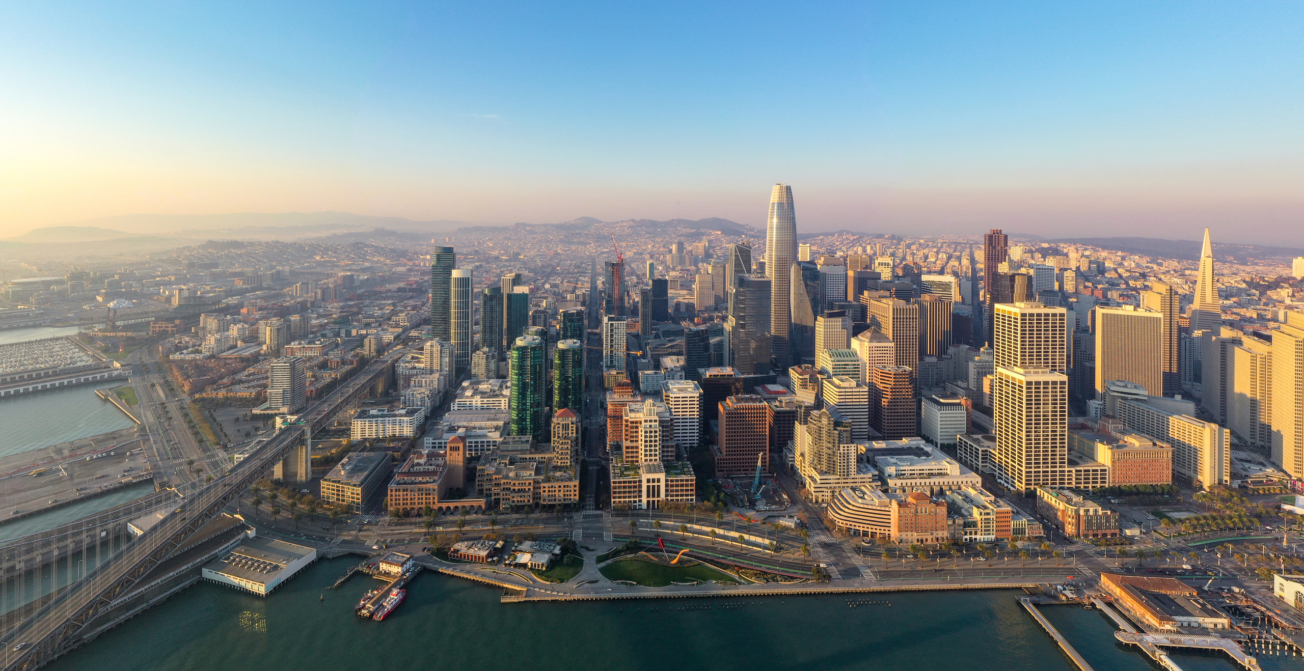 Wall. Photographs by Tigran Khudaverdyan