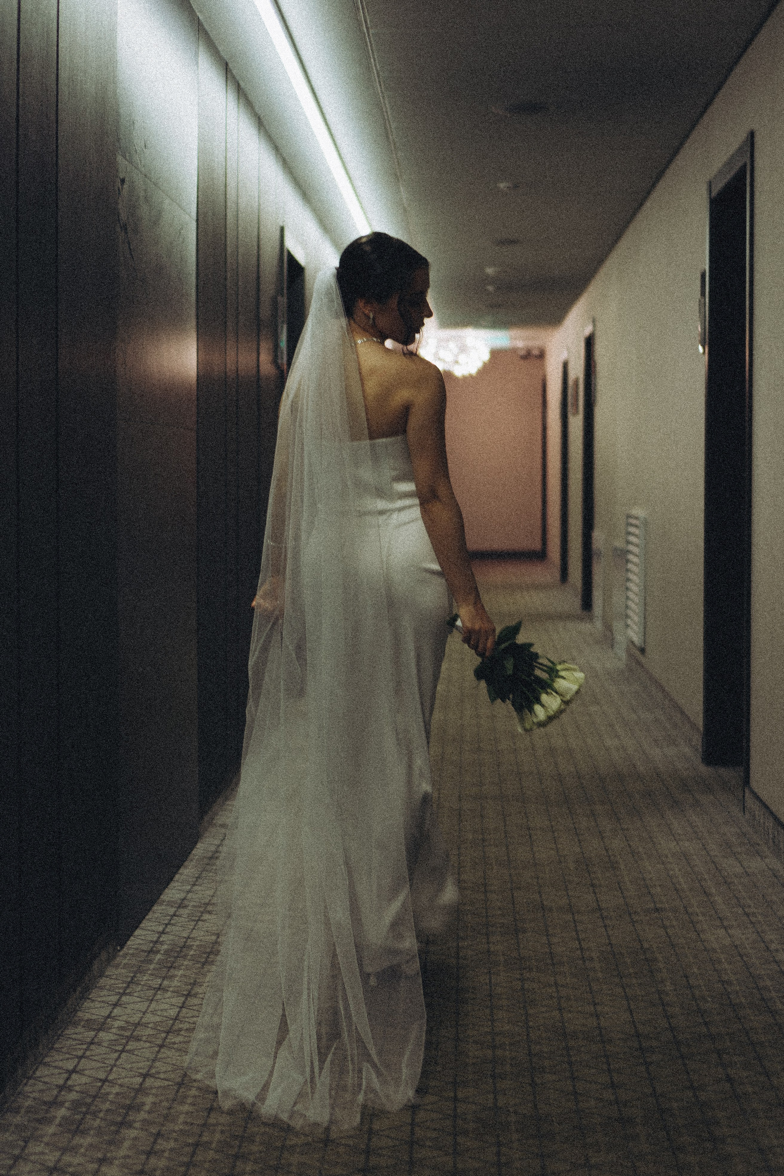 СВАДЕБНАЯ СЬЕМКА СБОРОВ ЖЕНИХА И НЕВЕСТЫ В ОТЕЛЕ И ТАКЖЕ ФОТОСЕССИИЯ В ОТЕЛЕЕ МЕГАПОЛИС БРЯНСК. Профессиональный фотограф, Санкт-Петербург — Виктория Богомолова