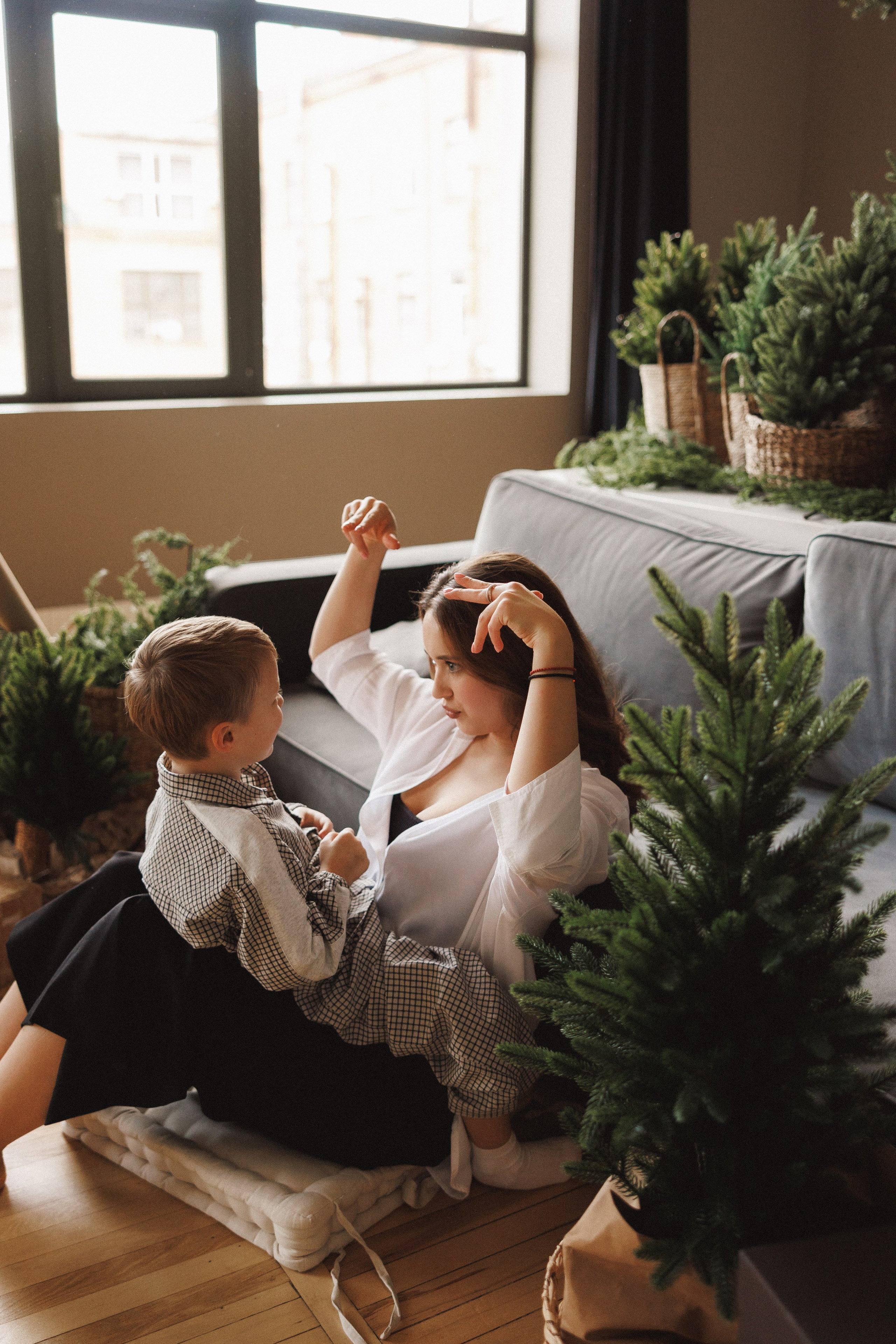 Семейная новогодняя фотосессия в фотостудии «Паркет», город Краснодар. Семейный и детский фотограф в Краснодаре Анна Трашкова