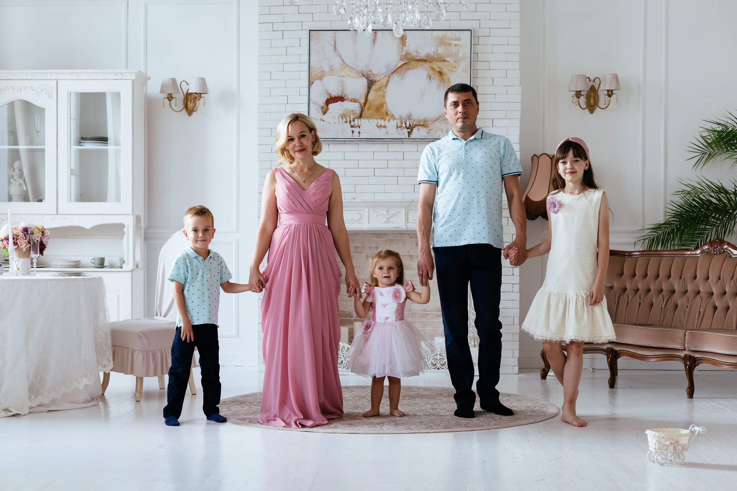 Съемки в студии. Семейный фотограф в Екатеринбурге Макарова Алёна