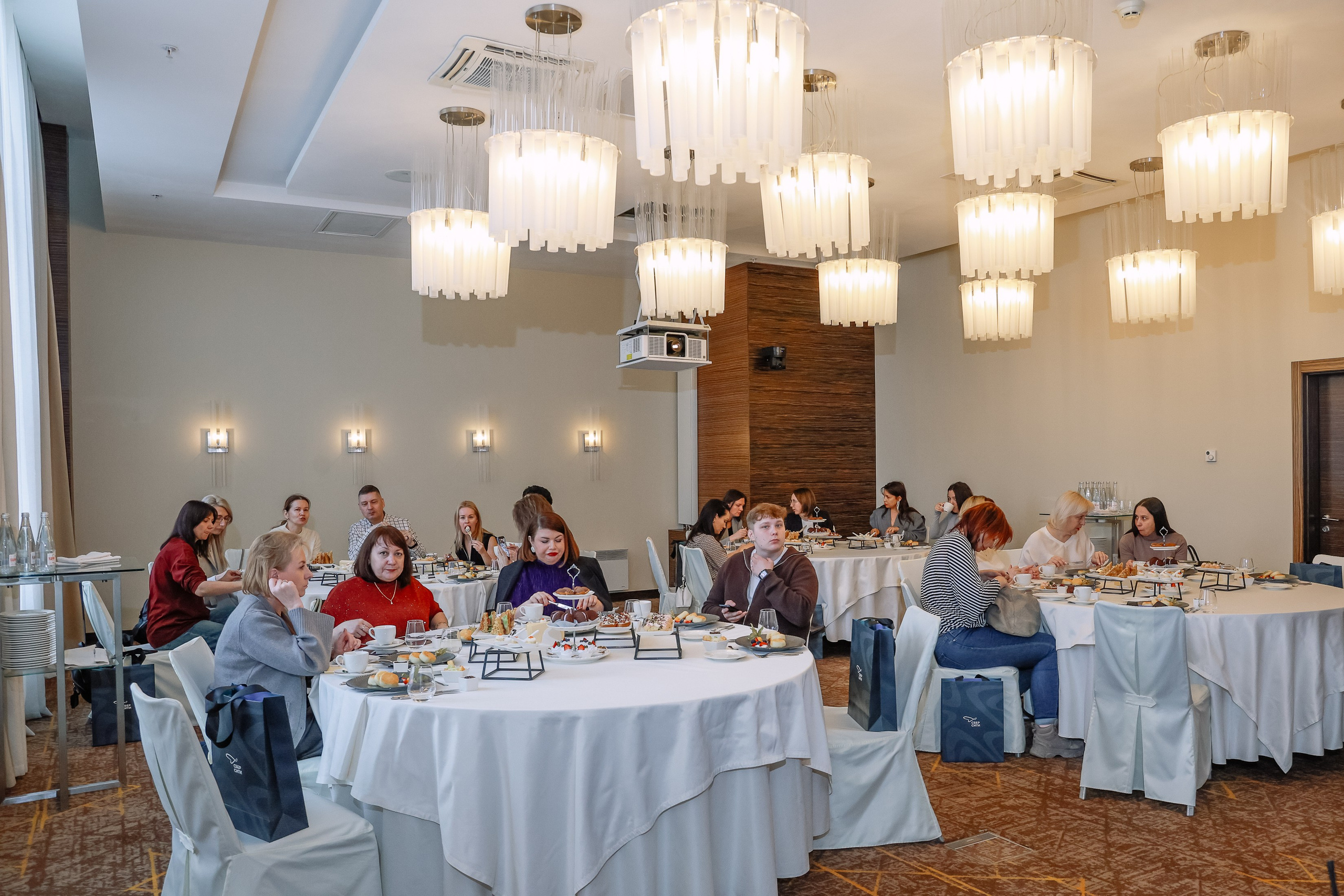 Презентация СБЕР СИТИ. Фотограф Юлия Мальцева