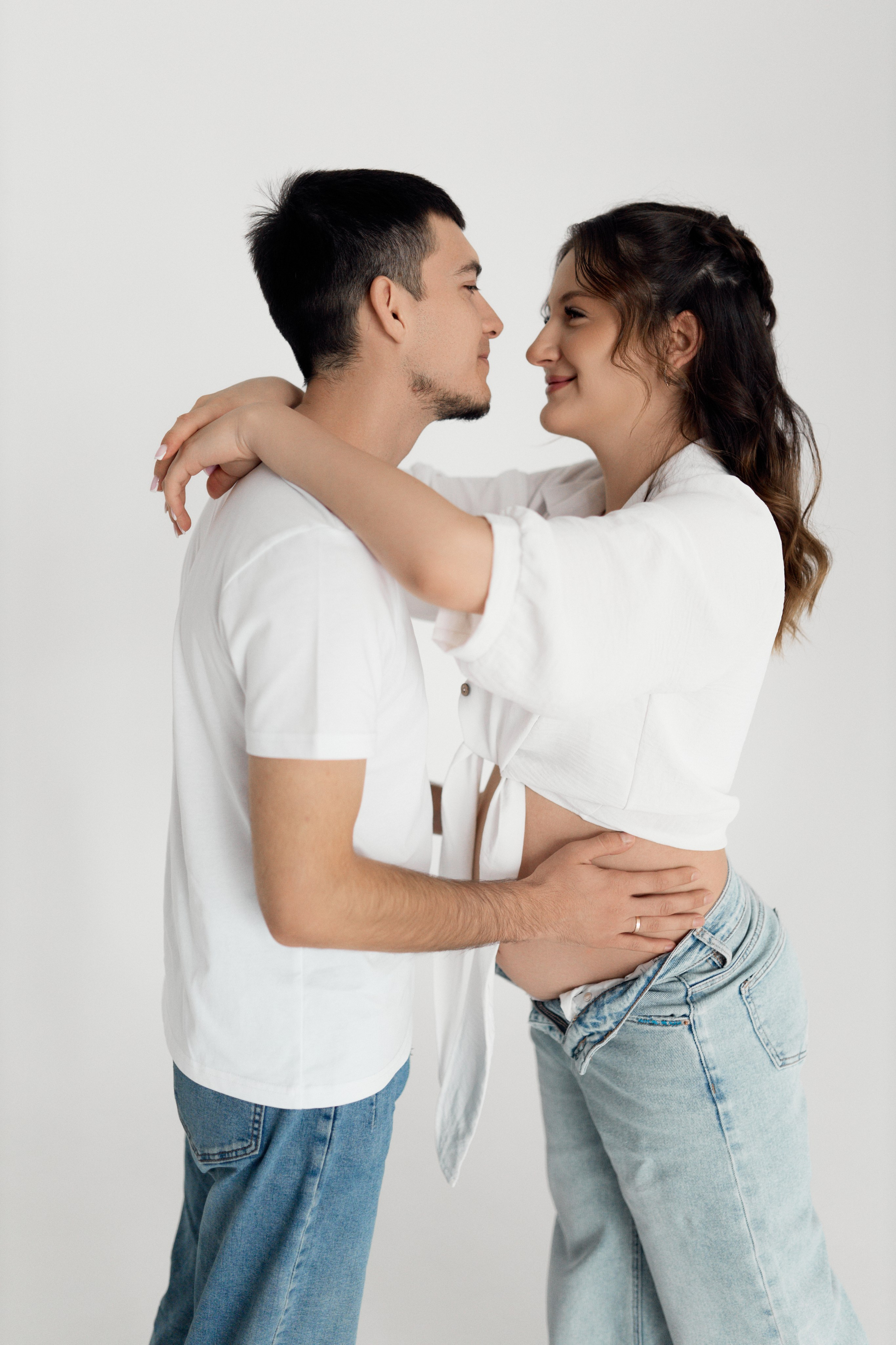 Фотосессия беременности. Ксюша и Антон. Алина Каравайцева. Фотограф в городе Барнаул