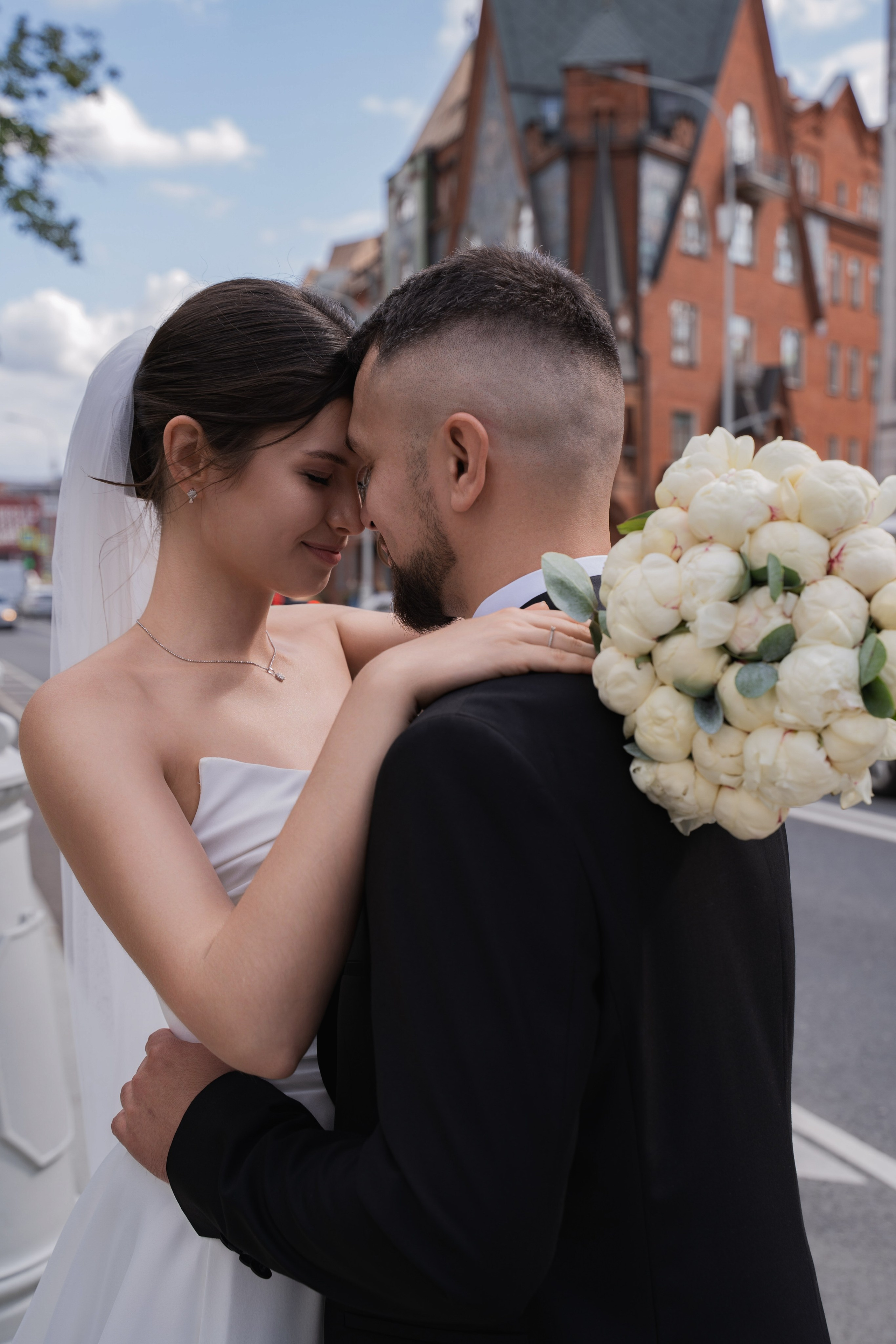 Evgeniya and Artem. Rezyame