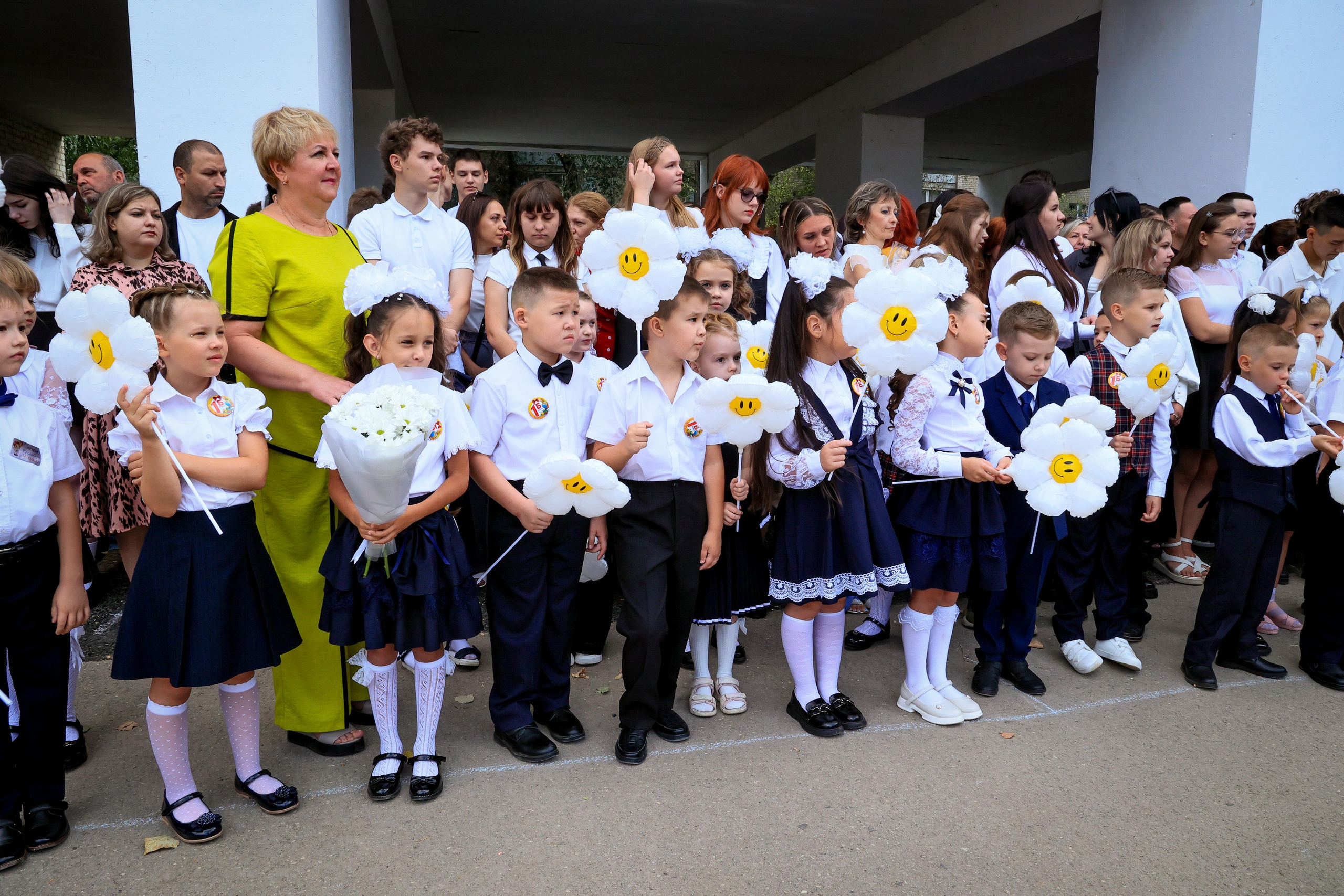 ШКОЛА 1 СЕНТЯБРЯ. Свадебный фотограф — видеограф в г. Астрахань Екатерина Юмашева