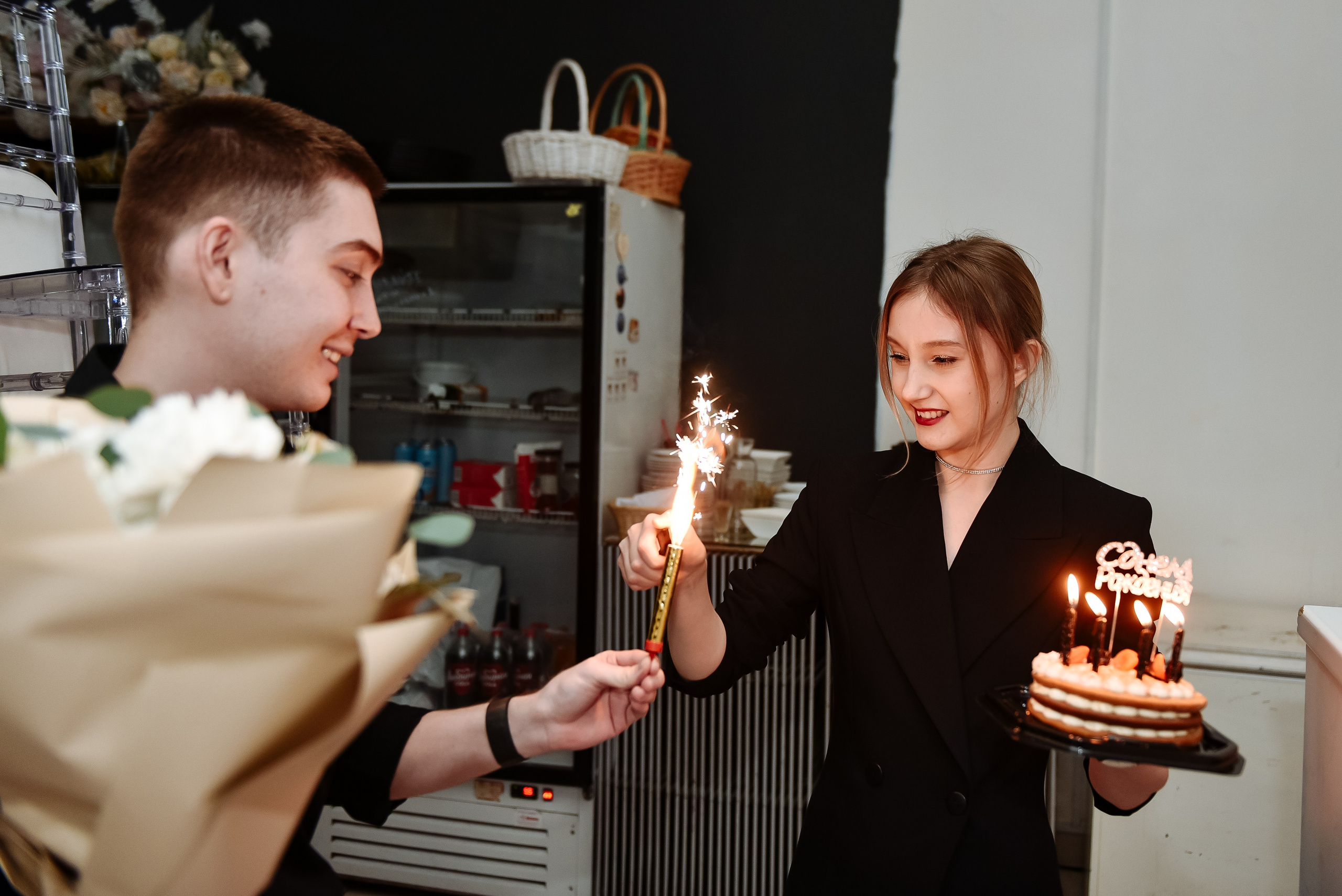 Новогодний корпоратив в ресторане Nebesa. Анастасия Петрович фотограф, фотокорреспондент в Москве и Санкт-Петербурге. Фотосъёмка репортажа, мероприятия, корпоративная съёмка, контент