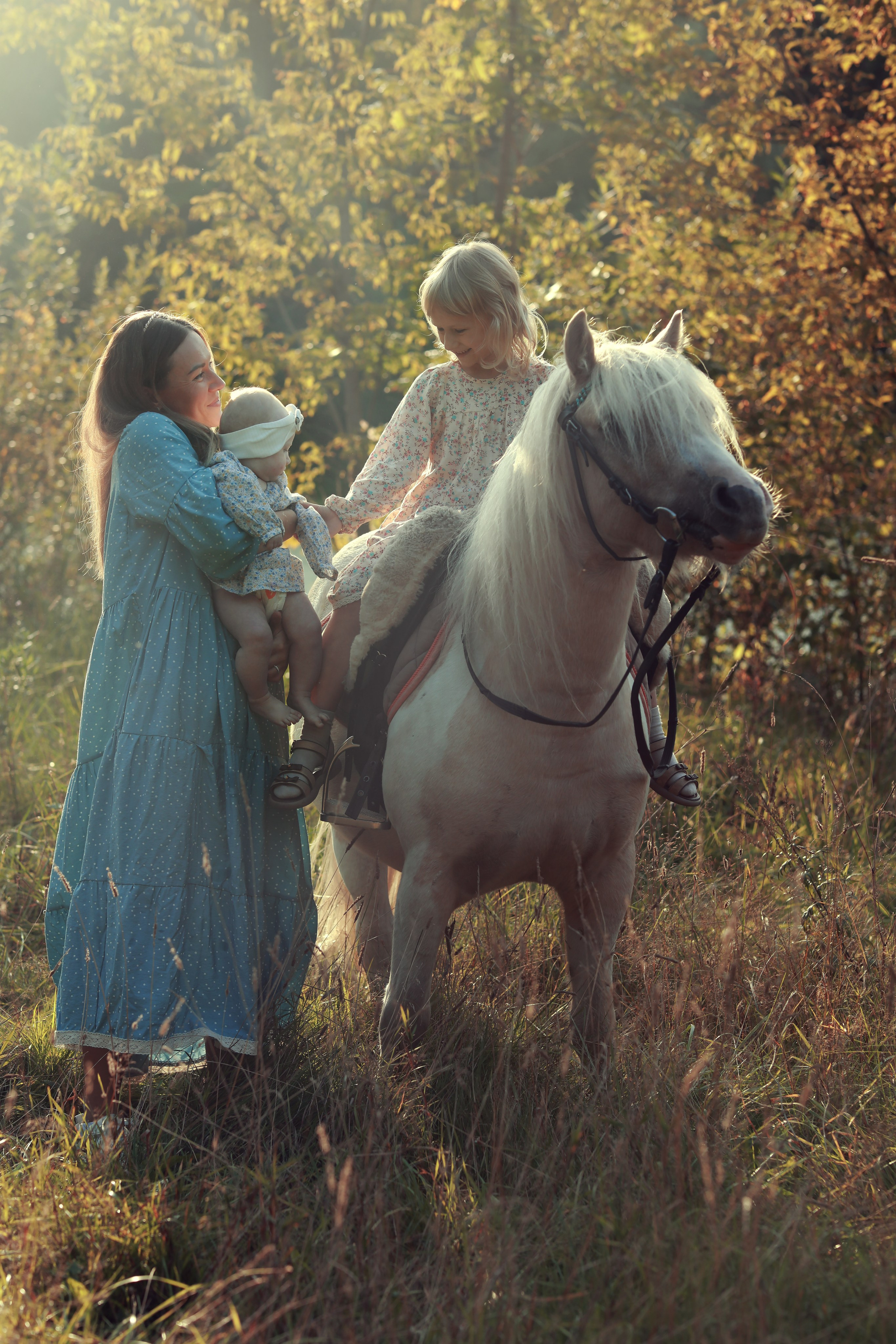 Семейная, love-story с лошадьми. Фотосессия с лошадьми