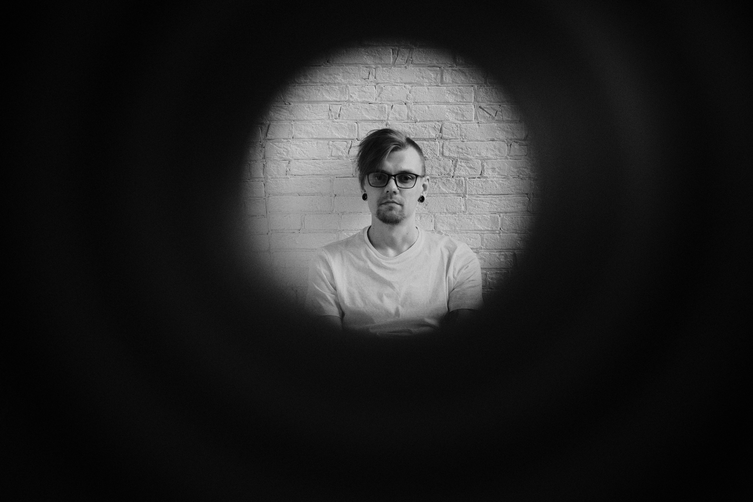 Контент для экспертов. Портретный фотограф в Москве Александр Денисов