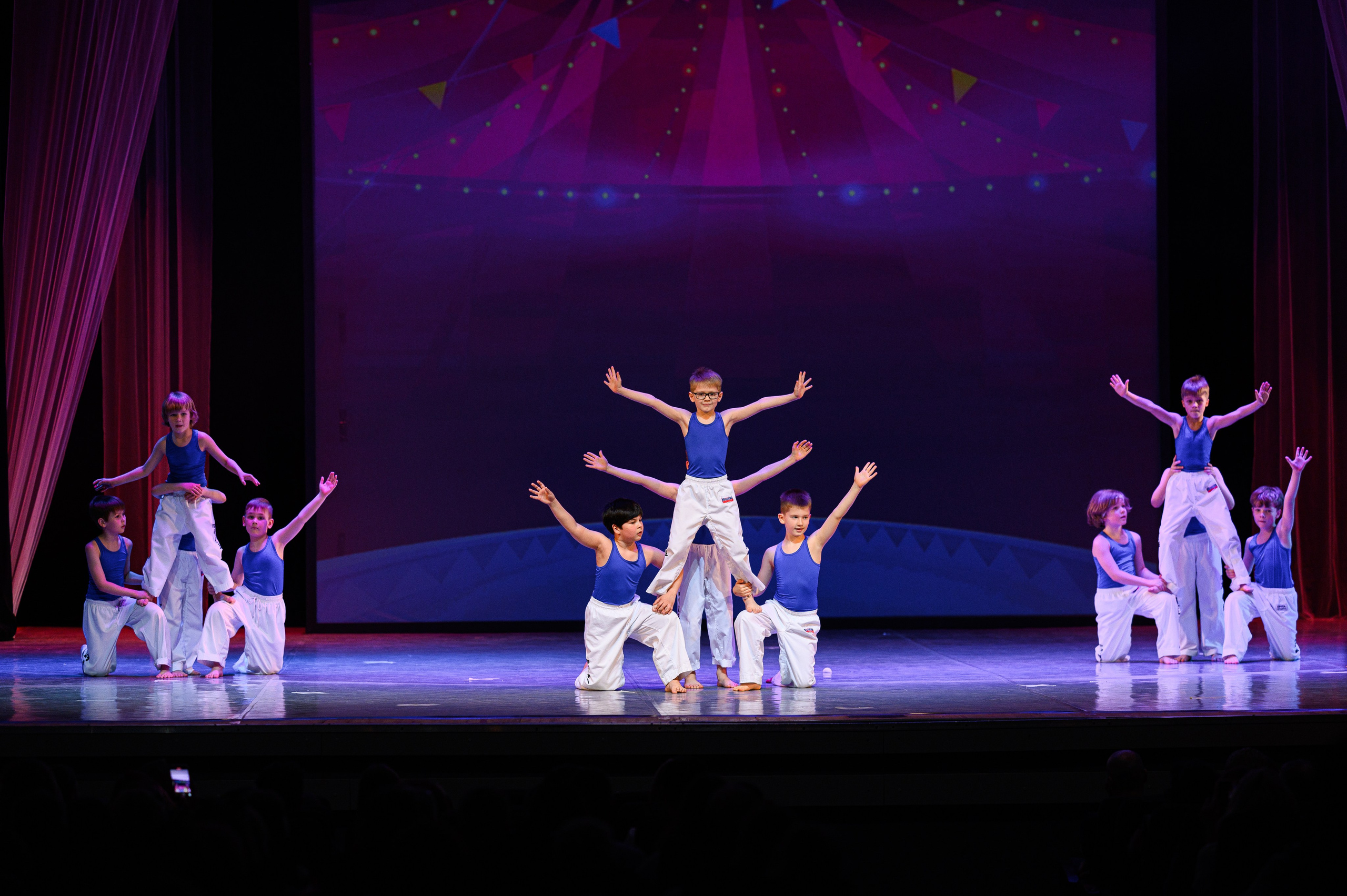 На арене. Подольск. Фотограф Сергей Белов | Москва