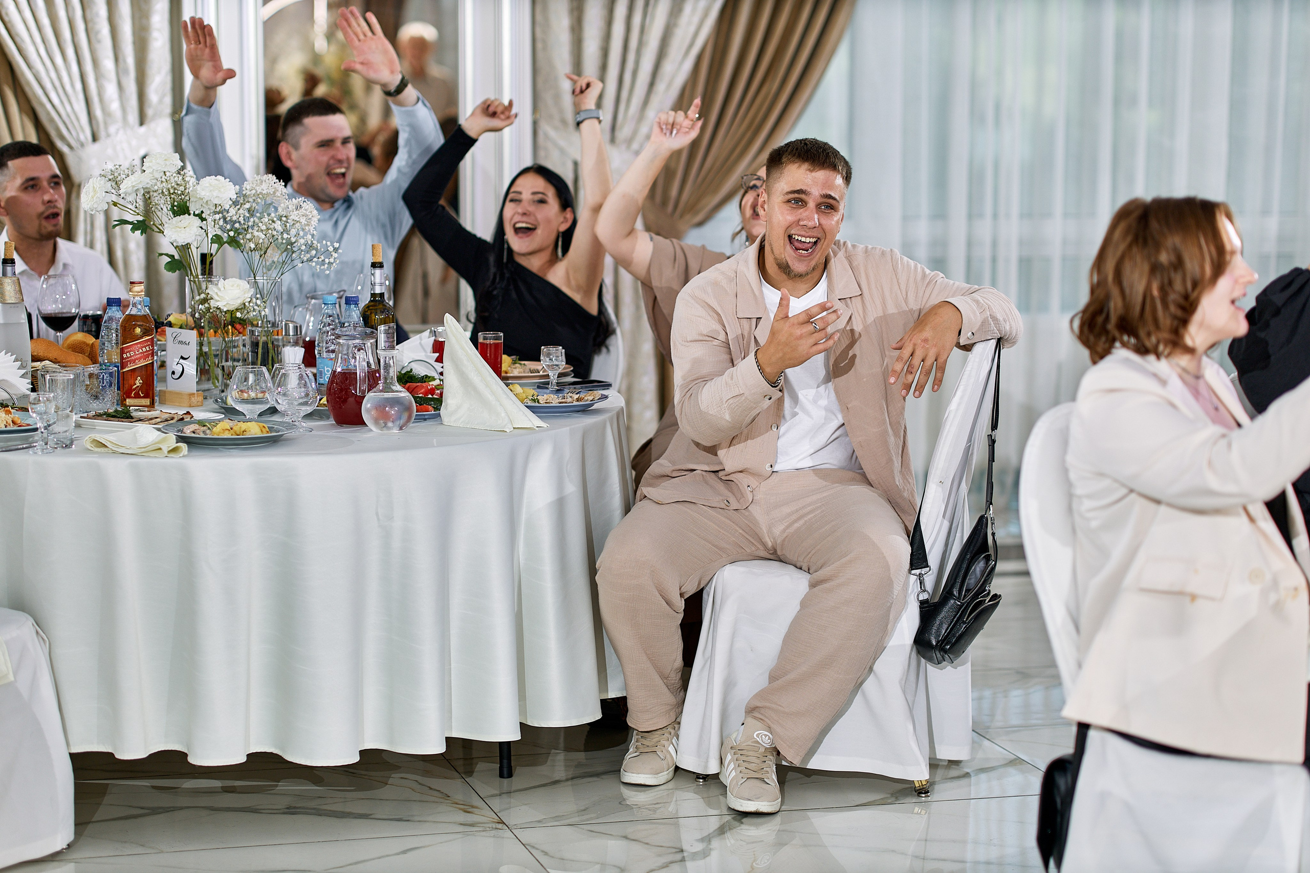 Егор и Екатерина свадьба в Лазурном берегу. Свадебный, контент фотограф в Кемерово Любовь Гальцова