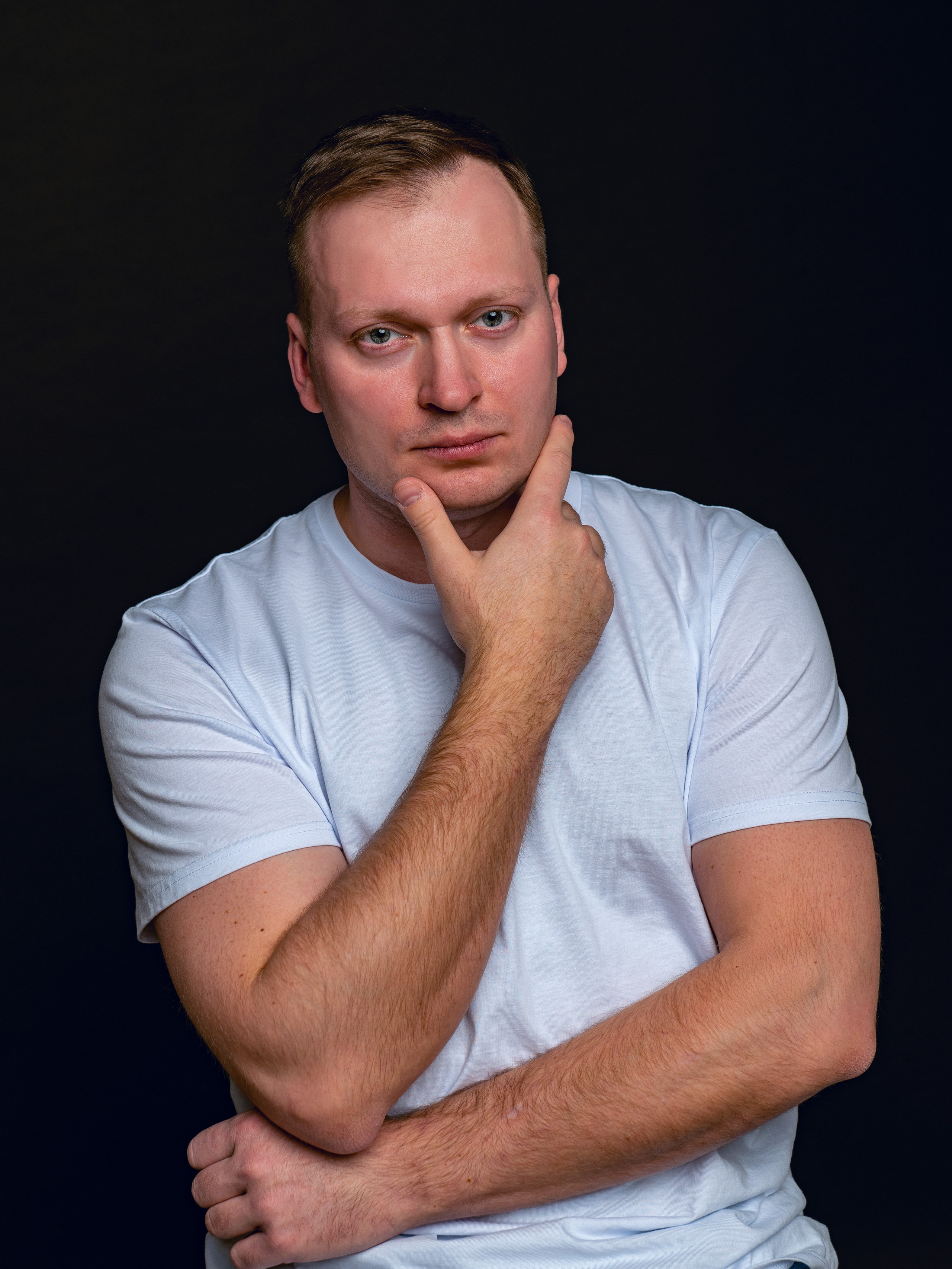 Владимир.Психолог. Фотосессия в Спб в студии, фотограф Панютина Марина