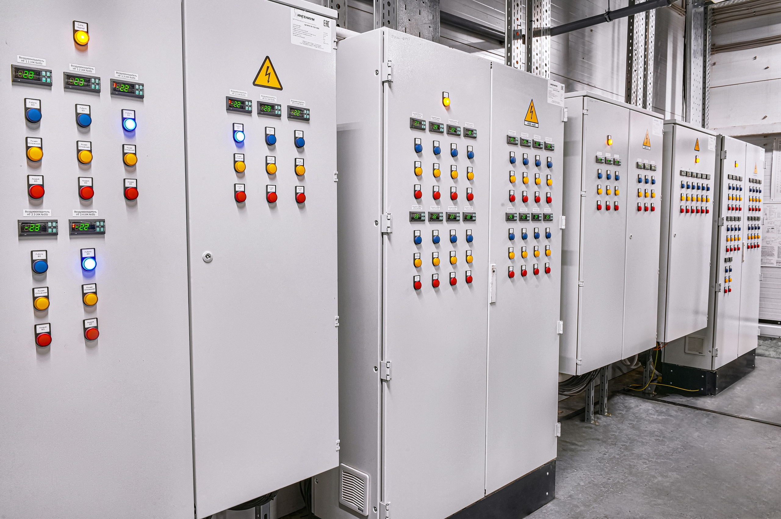 Ингениум — Инженерная система охлаждения для распределительного центра X5 Retail Group (Пятёрочка). Фотограф Яковлев Роман — Красноярск