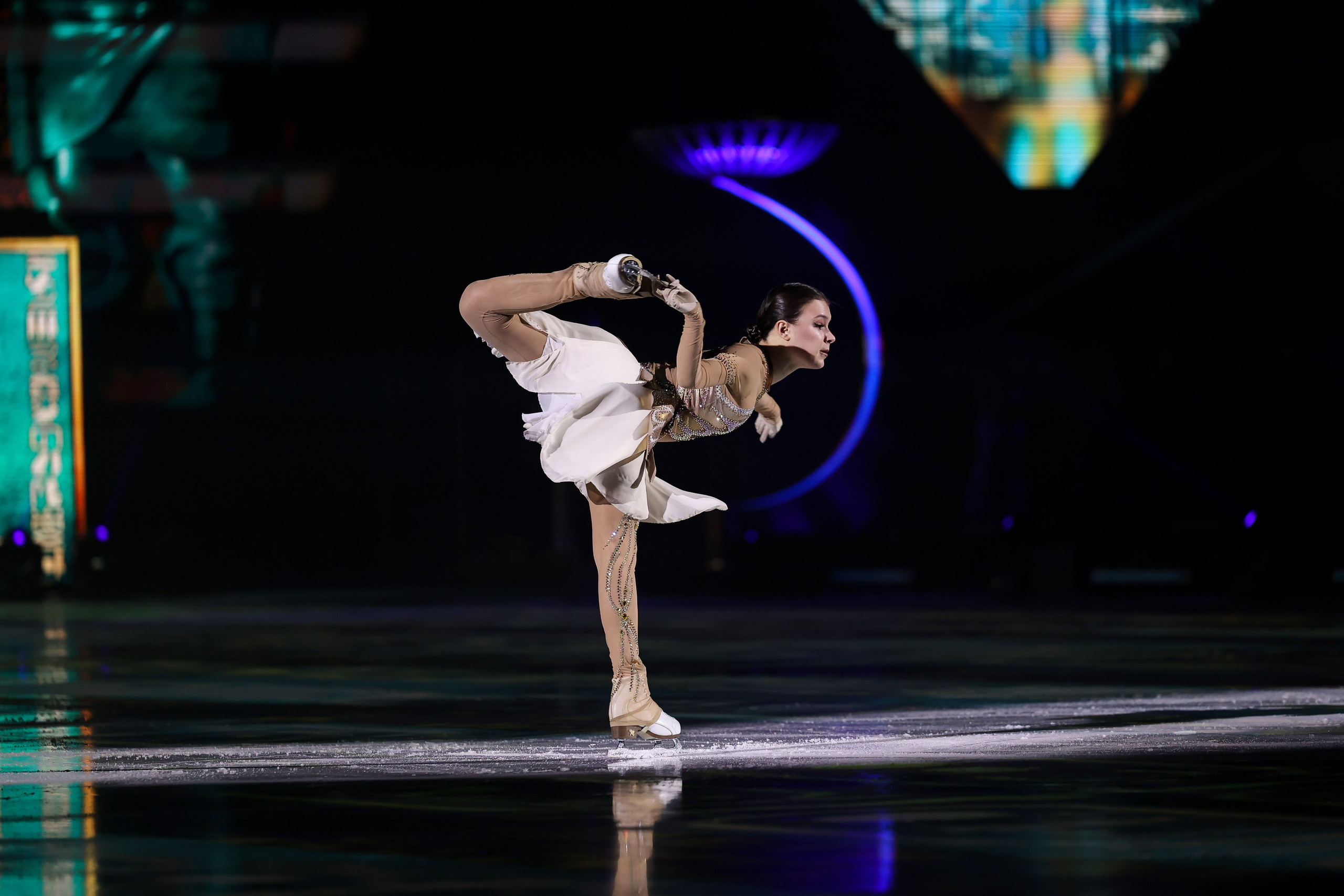 «История любви Шахеризады» шоу на льду 03.01.2024. Спортивный и репортажный фотограф Антон Тереханов