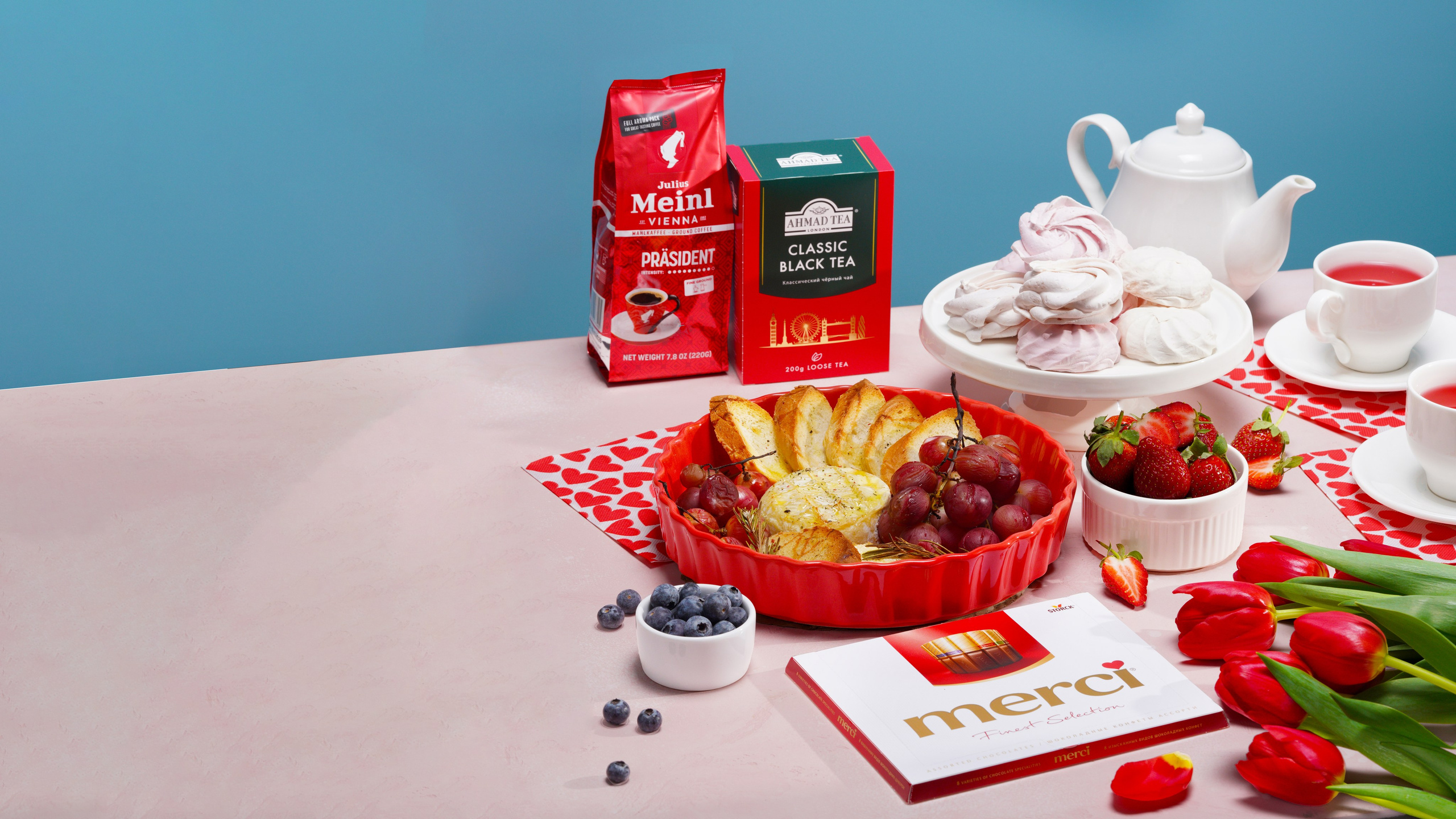 X5 Group баннеры для приложений на гендерные праздники. Фудфотограф, фудстилист и сет дизайнер в Москве Алена Синицына