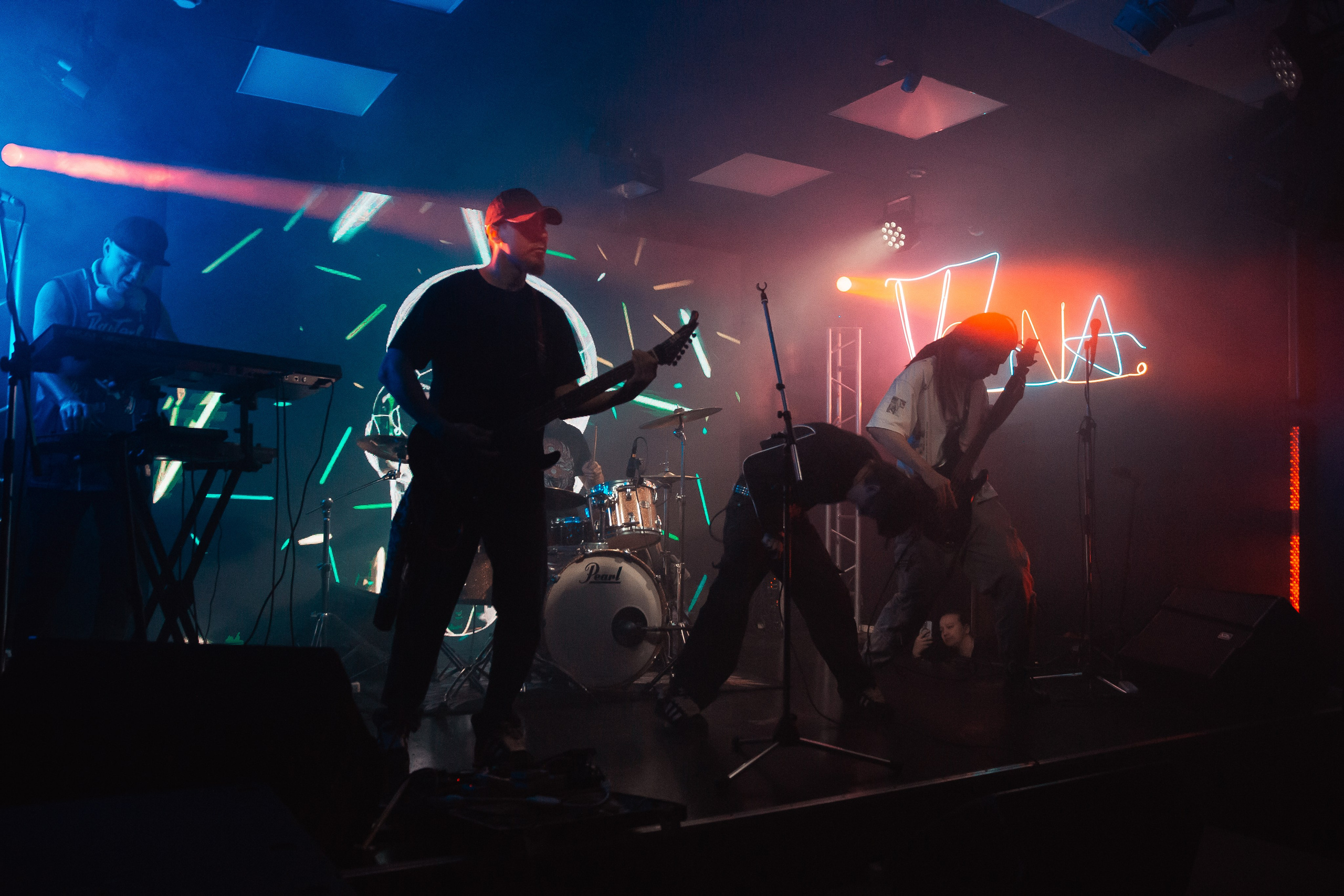 Isolator, Красноярск, 23.11.2025, Волна. Фотограф Регина Крикунова г. Красноярск