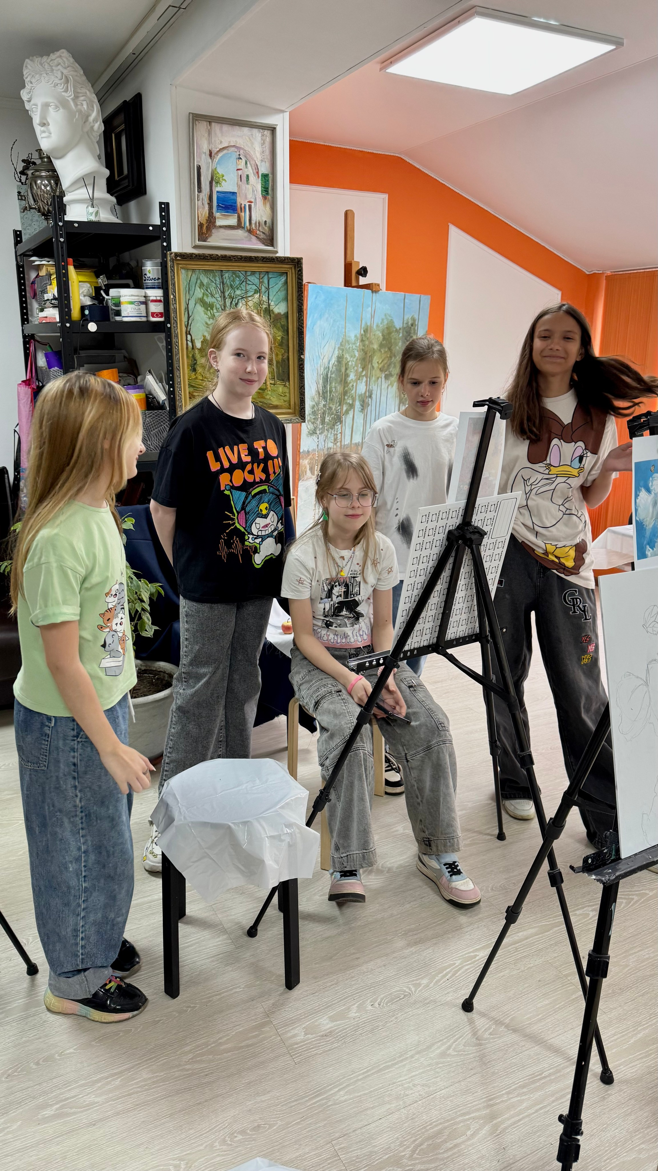 Арт-вечеринки. Арт-вечеринки и мастер-классы в Москве для взрослых и детей