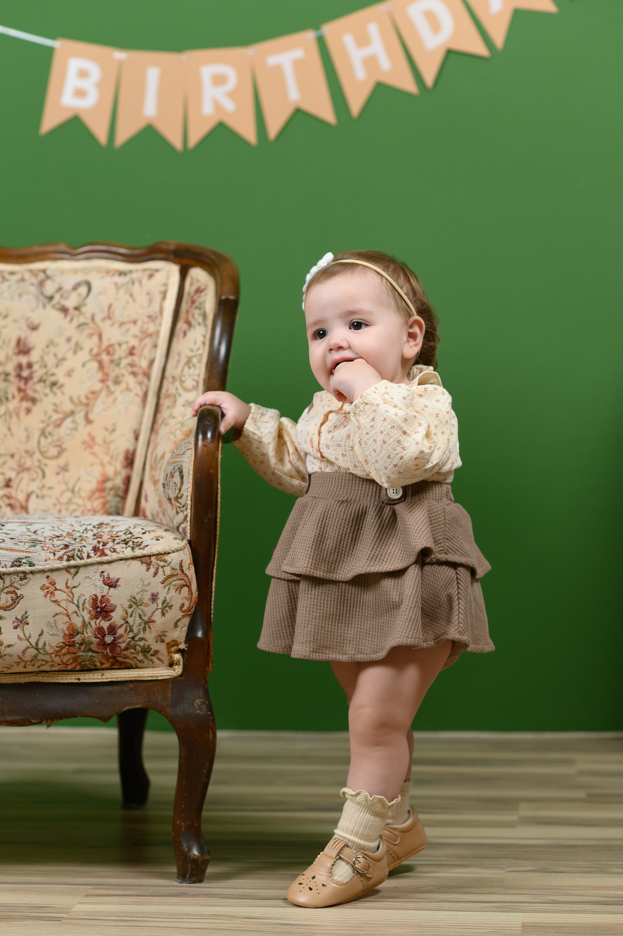 Годик. Детский фотограф Абхазия