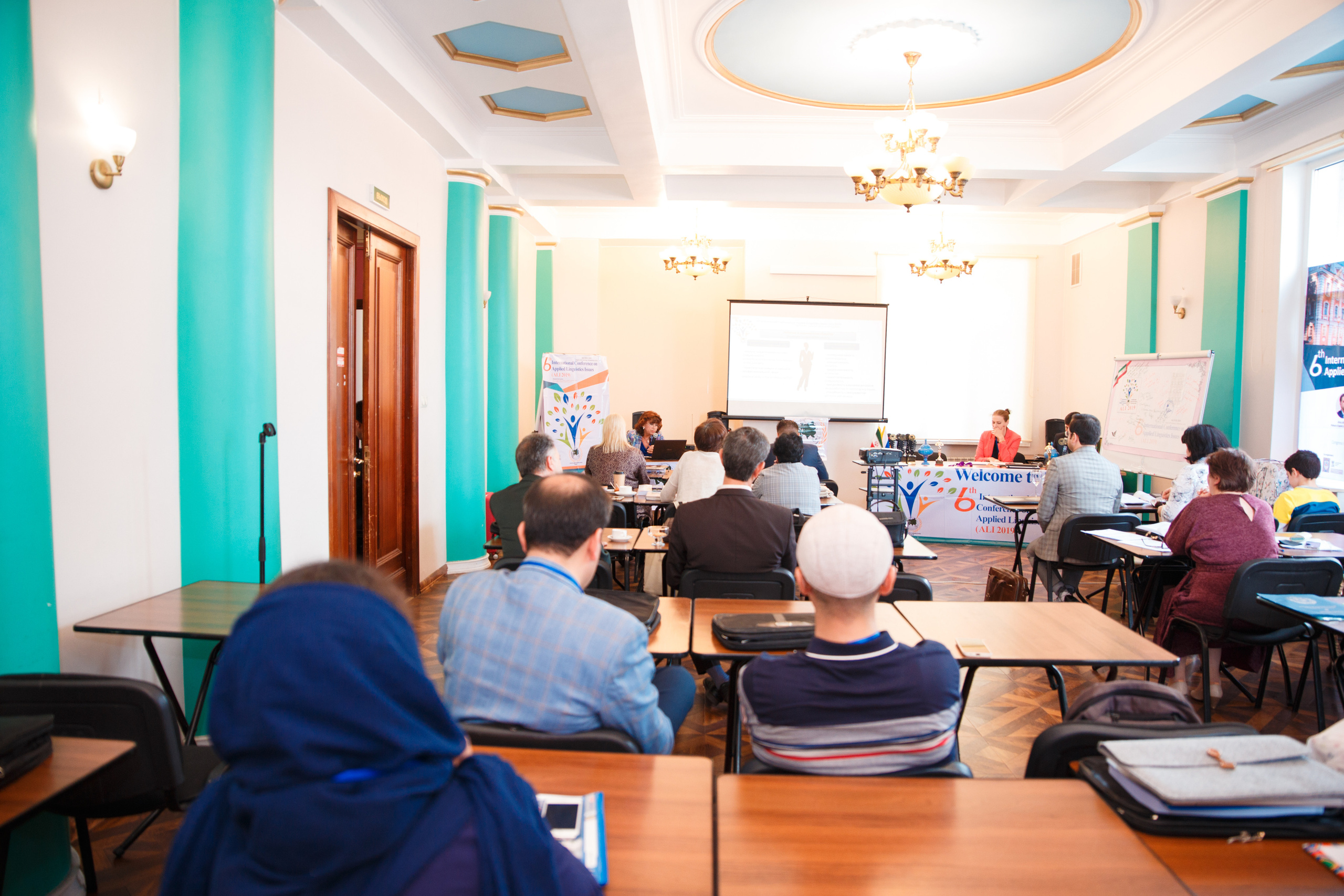 Конференция иностранных языков. Портретный и репортажный фотограф Марина Кузьмина