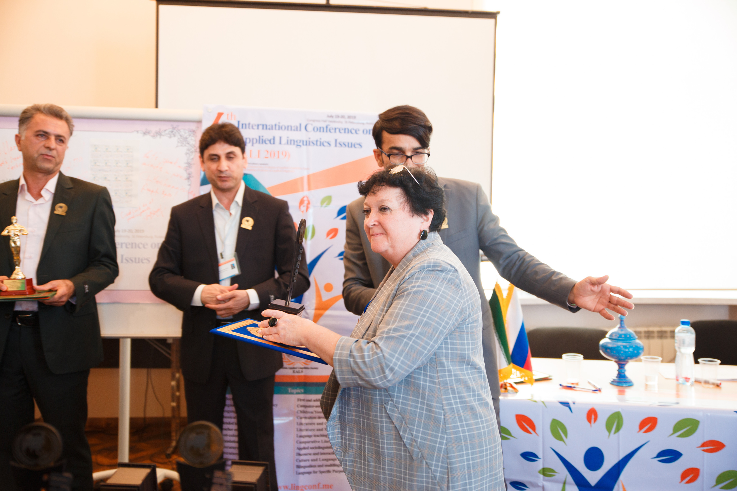 Конференция иностранных языков. Портретный и репортажный фотограф Марина Кузьмина