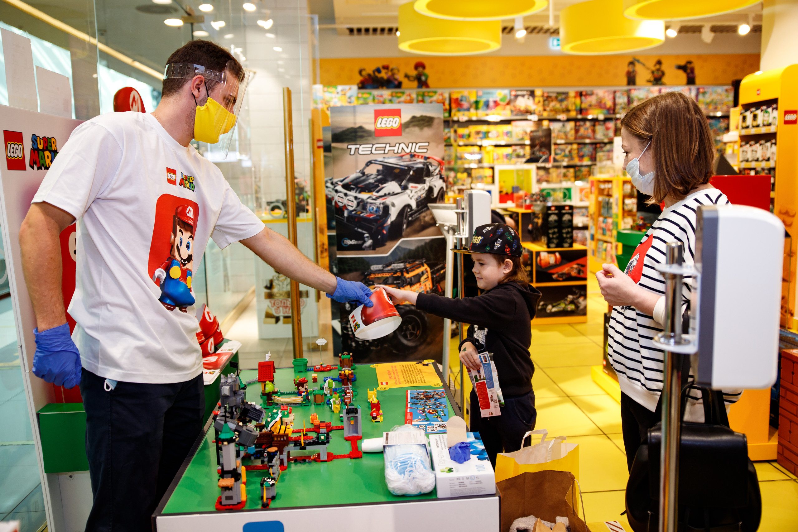 Lego Mario. Портретный и репортажный фотограф Марина Кузьмина