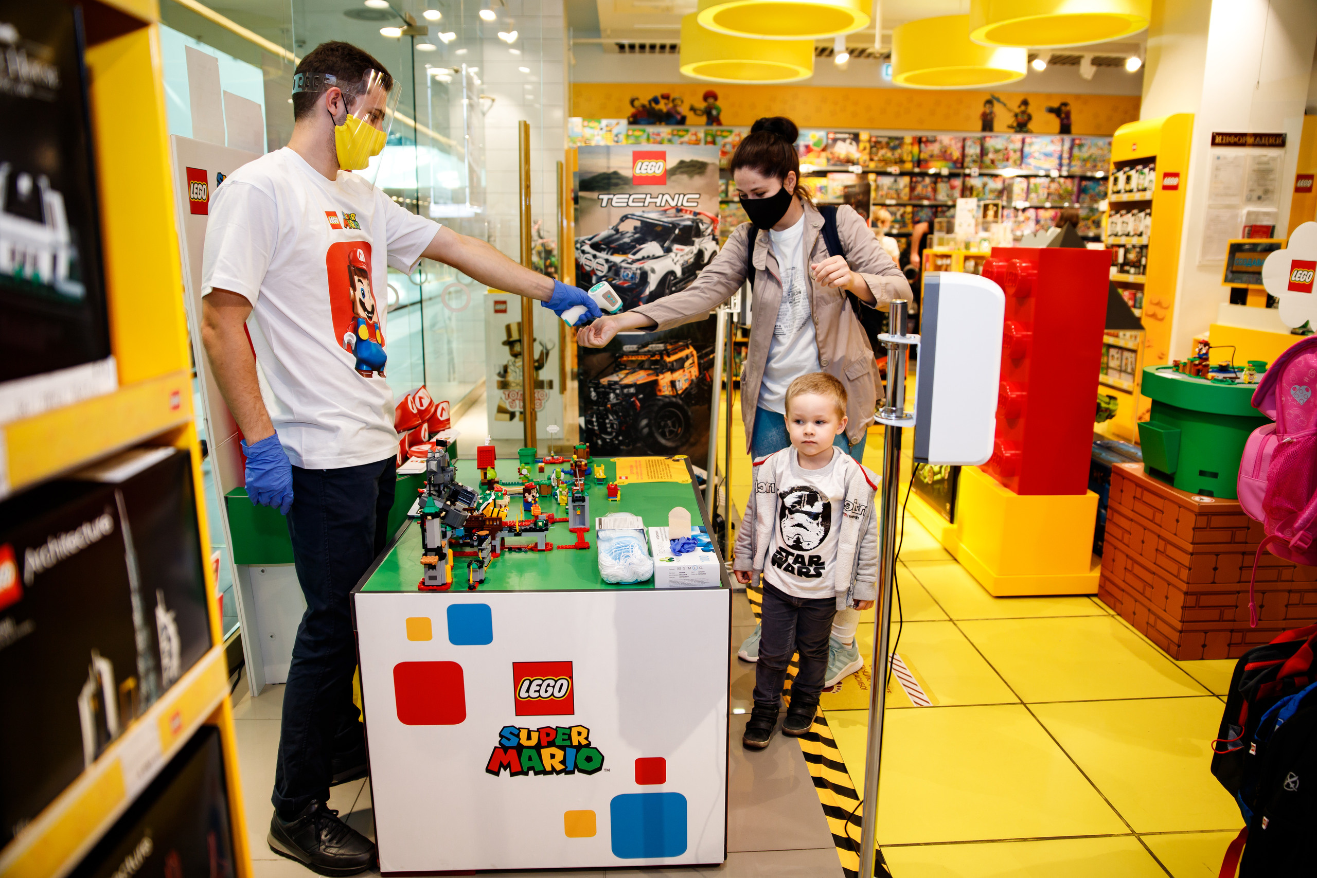 Lego Mario. Портретный и репортажный фотограф Марина Кузьмина