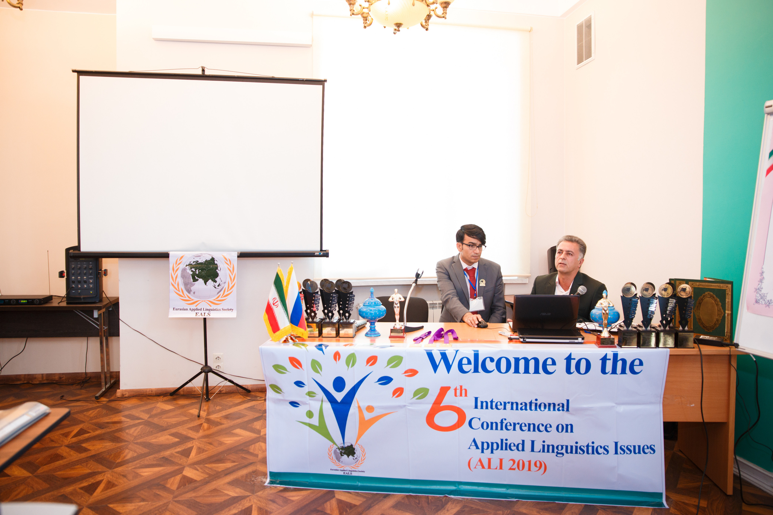 Конференция иностранных языков. Портретный и репортажный фотограф Марина Кузьмина