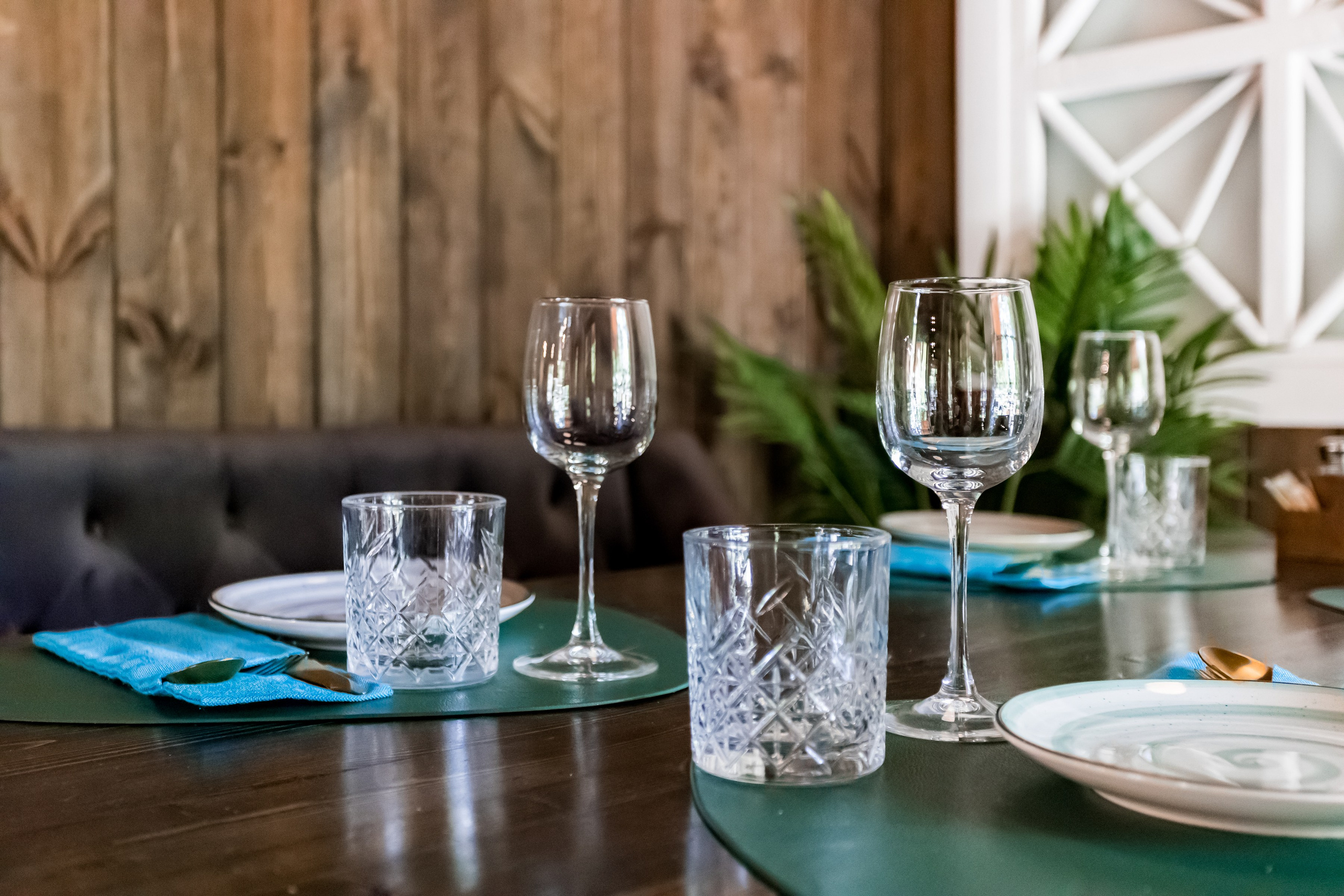 Интерьерная фотосессия для ресторана Тетри на Кунцевской. Интерьеры, Контент, Портреты | Фотограф в Москве Дани Терно