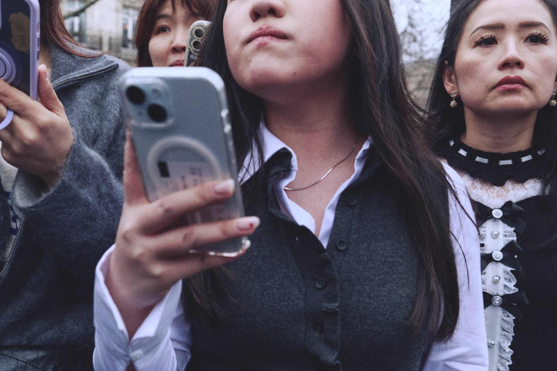 Miu Miu (Paris Fashion Week. 11.03.2025). Eduard Savosin | Documentary & Portrait Photographer in Paris