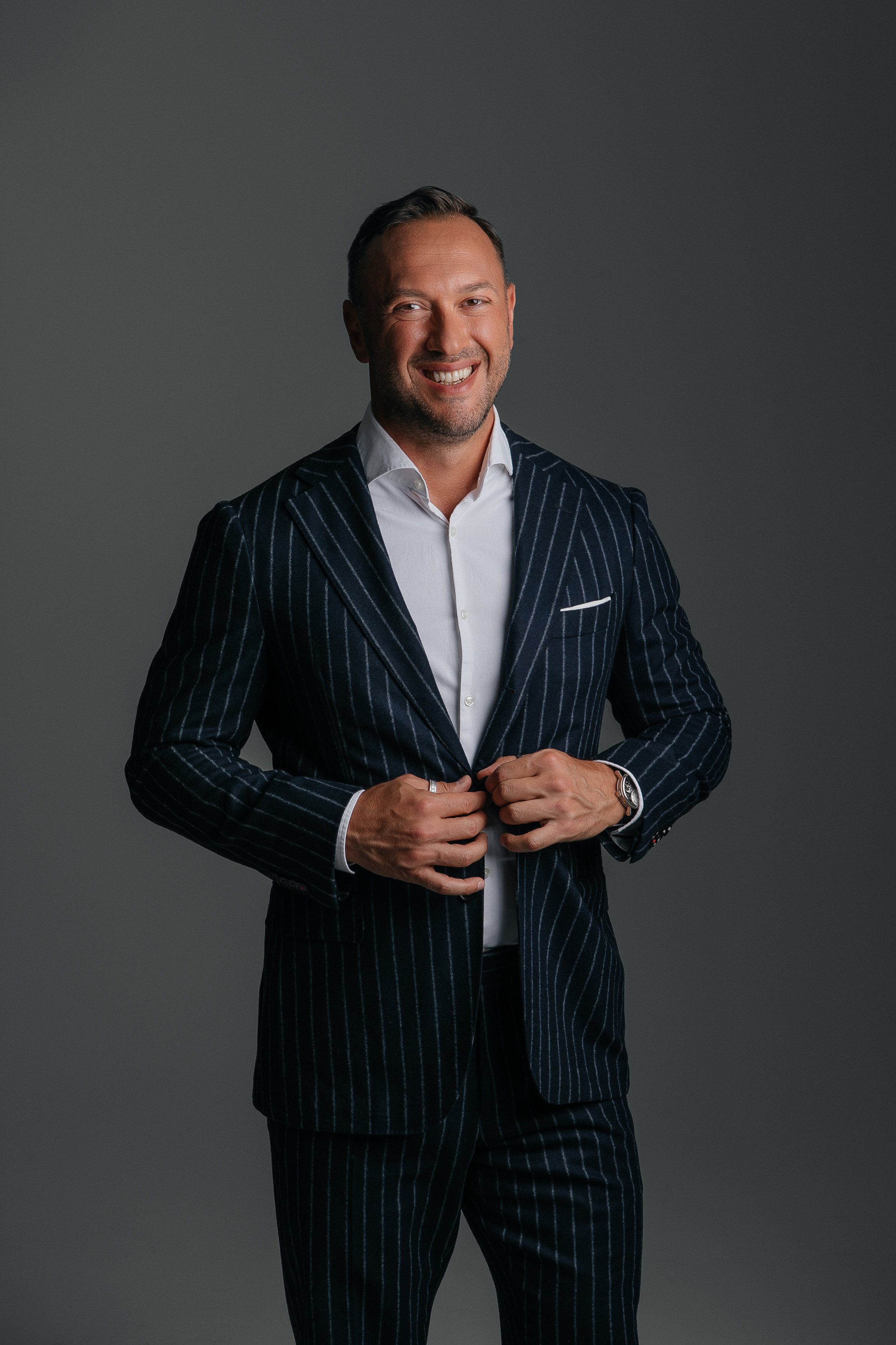 Гусейн Иманов ex-top Менеджер корпорации VESTEL, долларовый миллионер. Фотограф в Москве Дмитрий Жарков