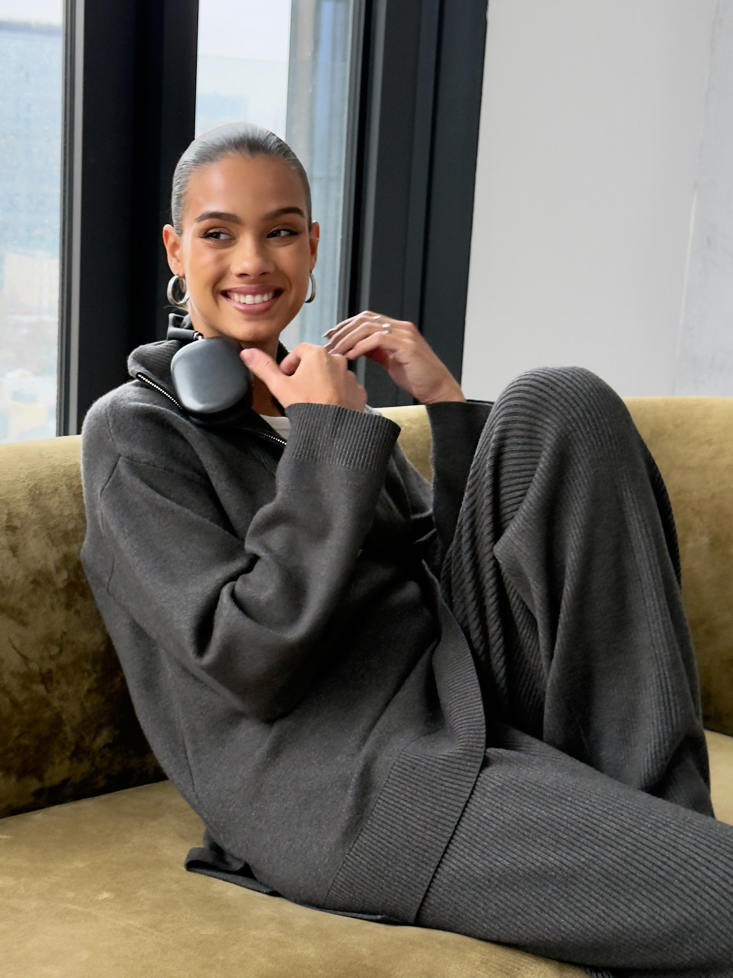 Mob.content. 595 Production