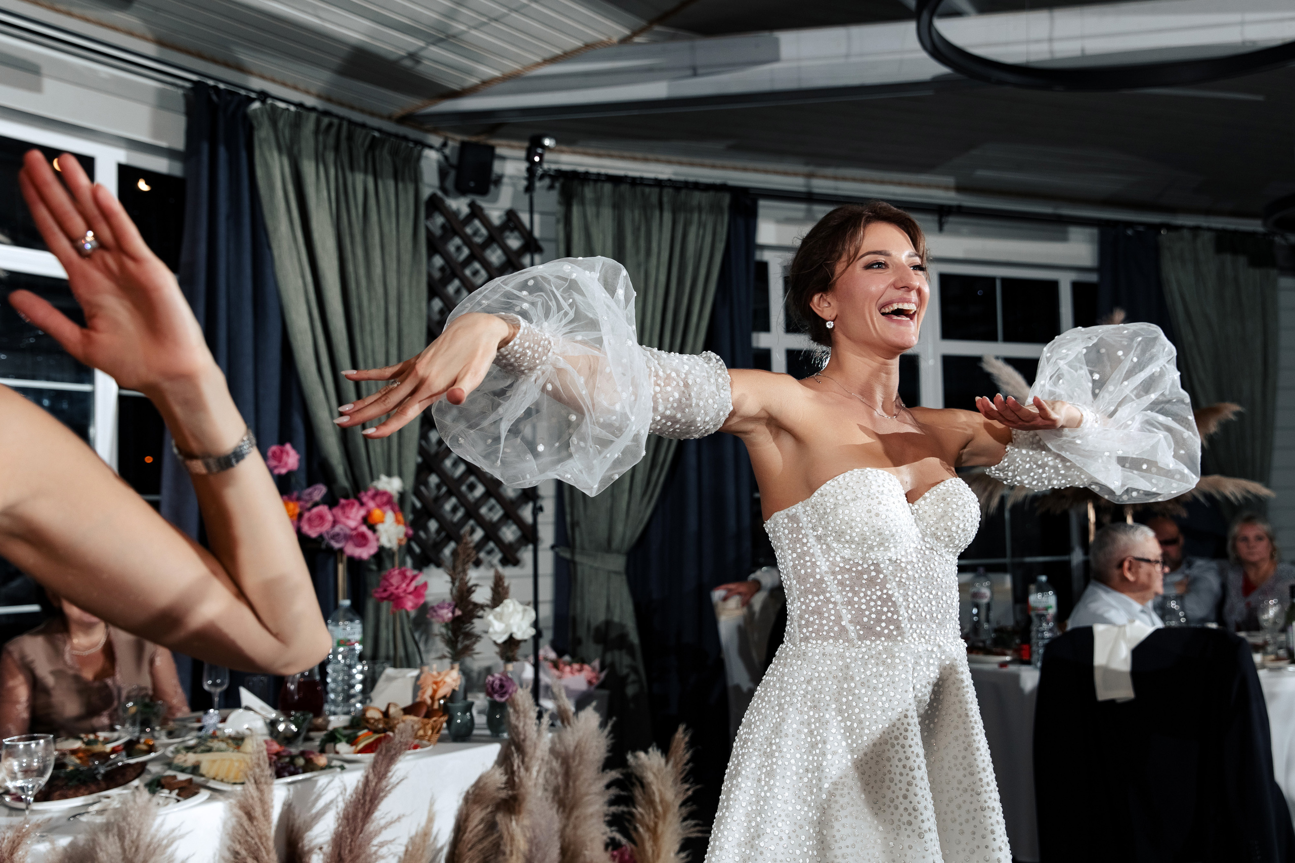 R&A. Свадебный репортажный фотограф в Москве