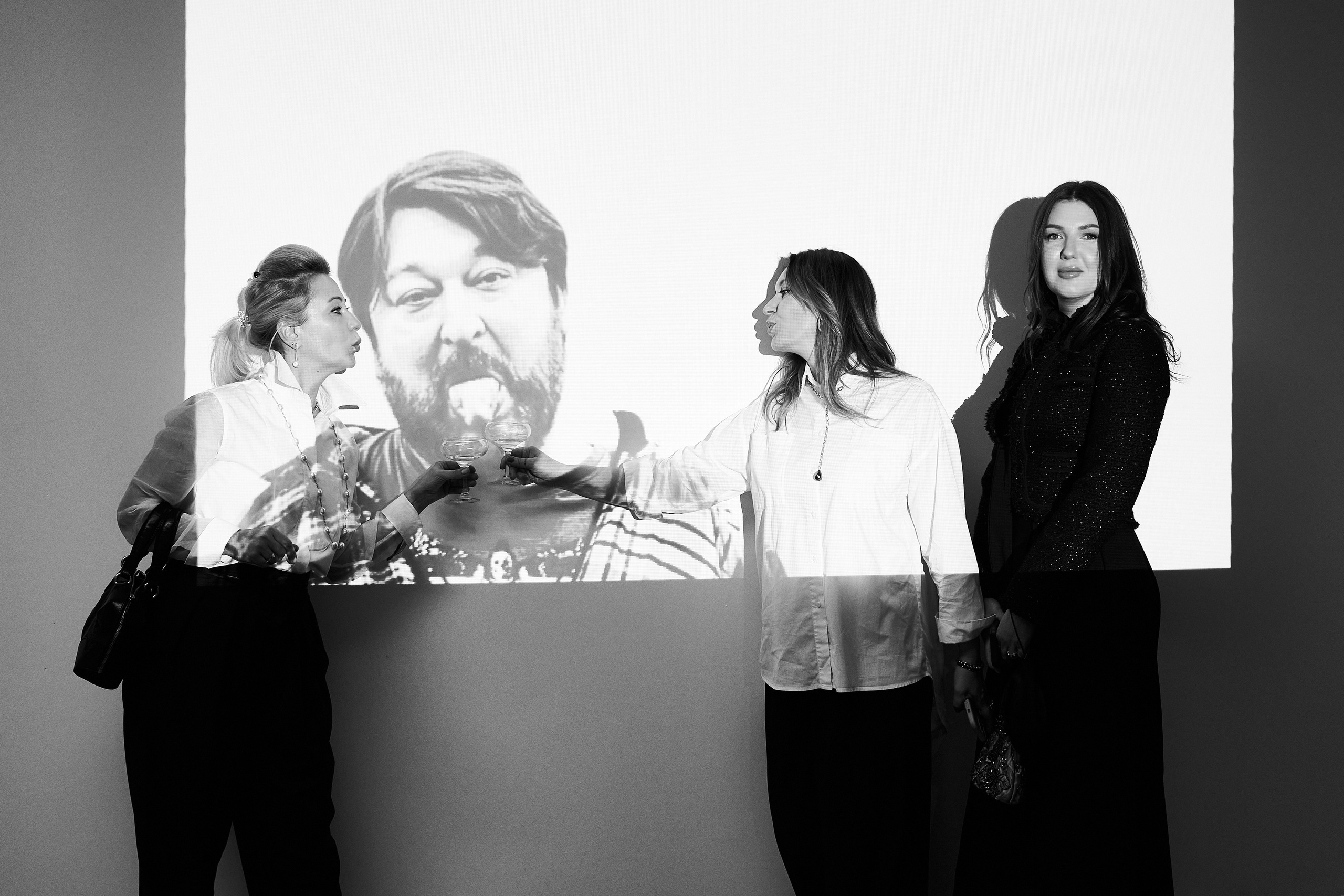 • чёрно-белый репортаж. Фотограф, индивидуальные женские, мужские фотосессии в Ростове-на-Дону