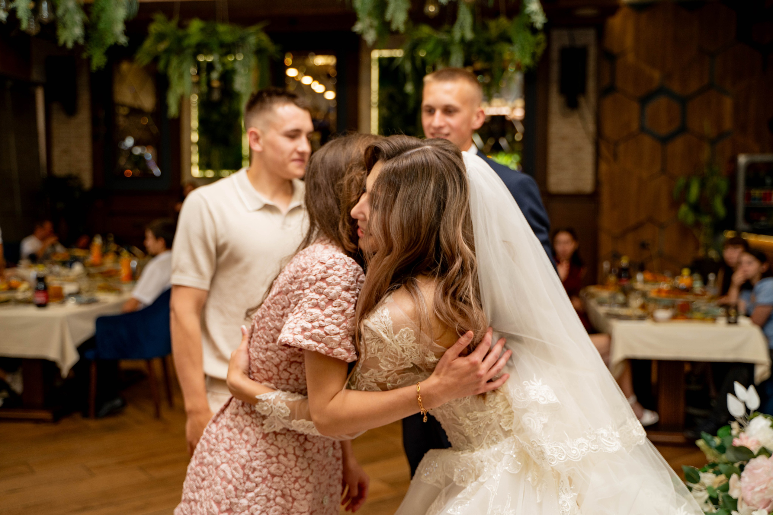 Данил и Анастасия. Видеосьемка, фотосьемка свадеб, юбилеев, утренников в Краснодарском кр